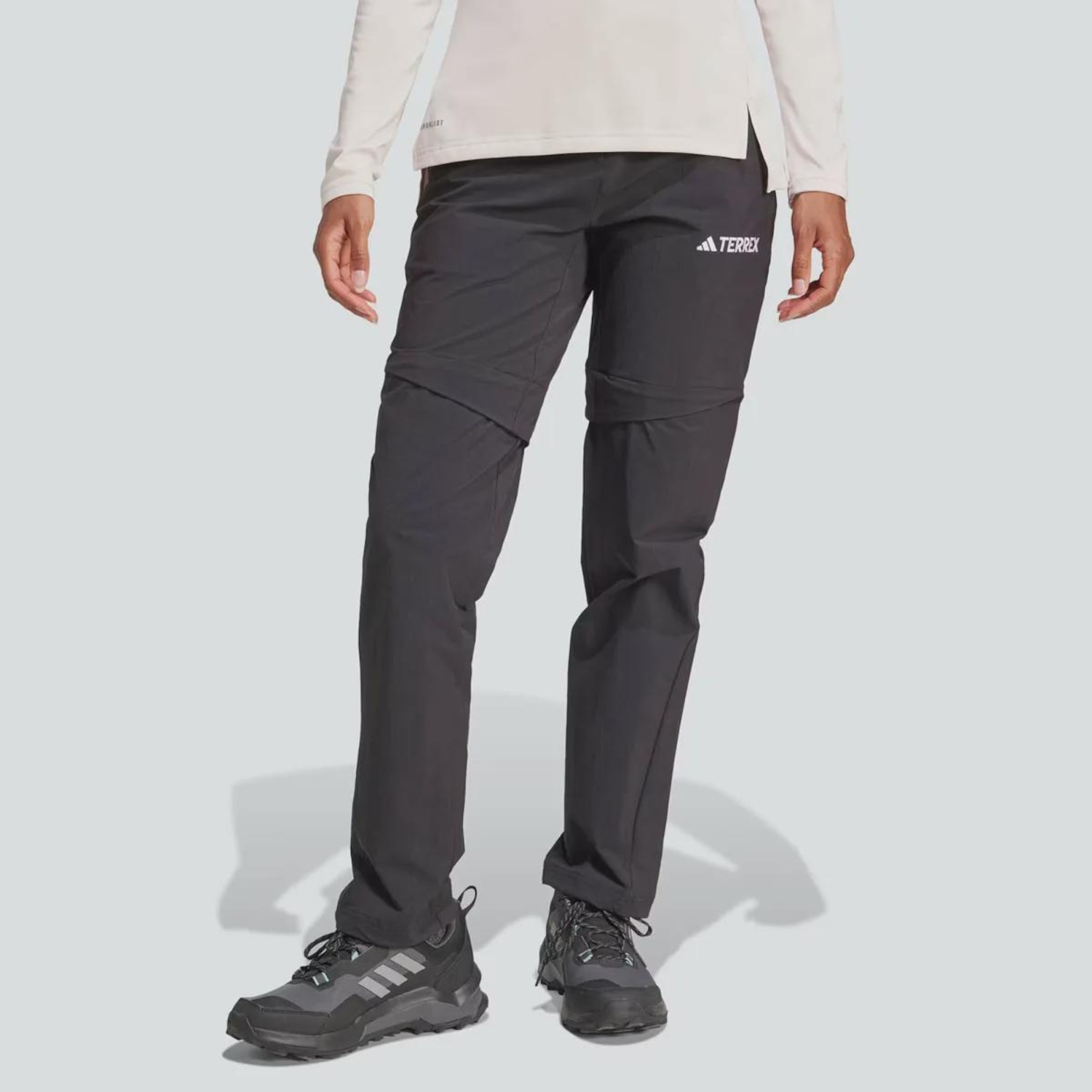 Calça Feminina Terrex Multi Zip-Off Pants adidas - Foto 1