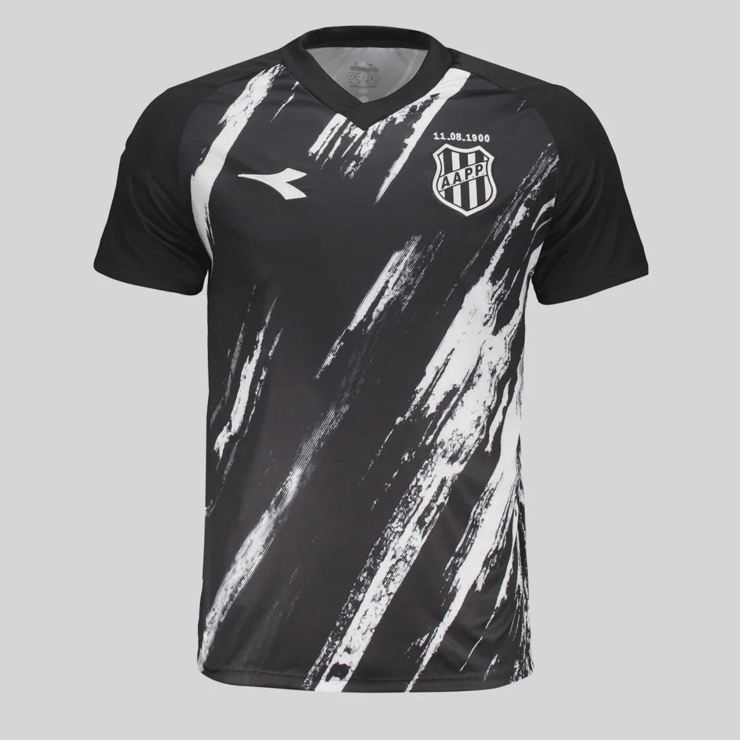 Camisa Ponte Preta Comissão 2025 Diadora Masculina - Foto 4