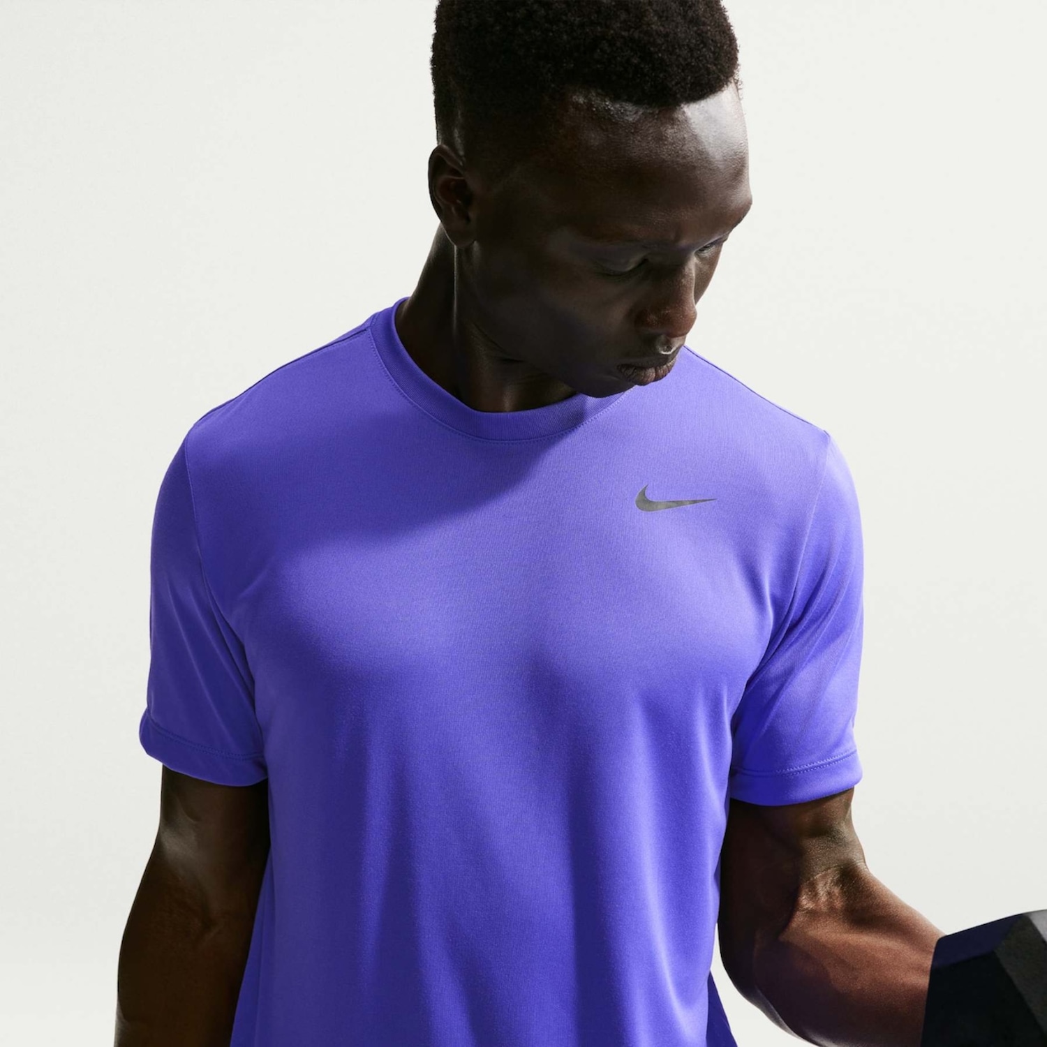 Camiseta Nike Legend - Masculina - Foto 3