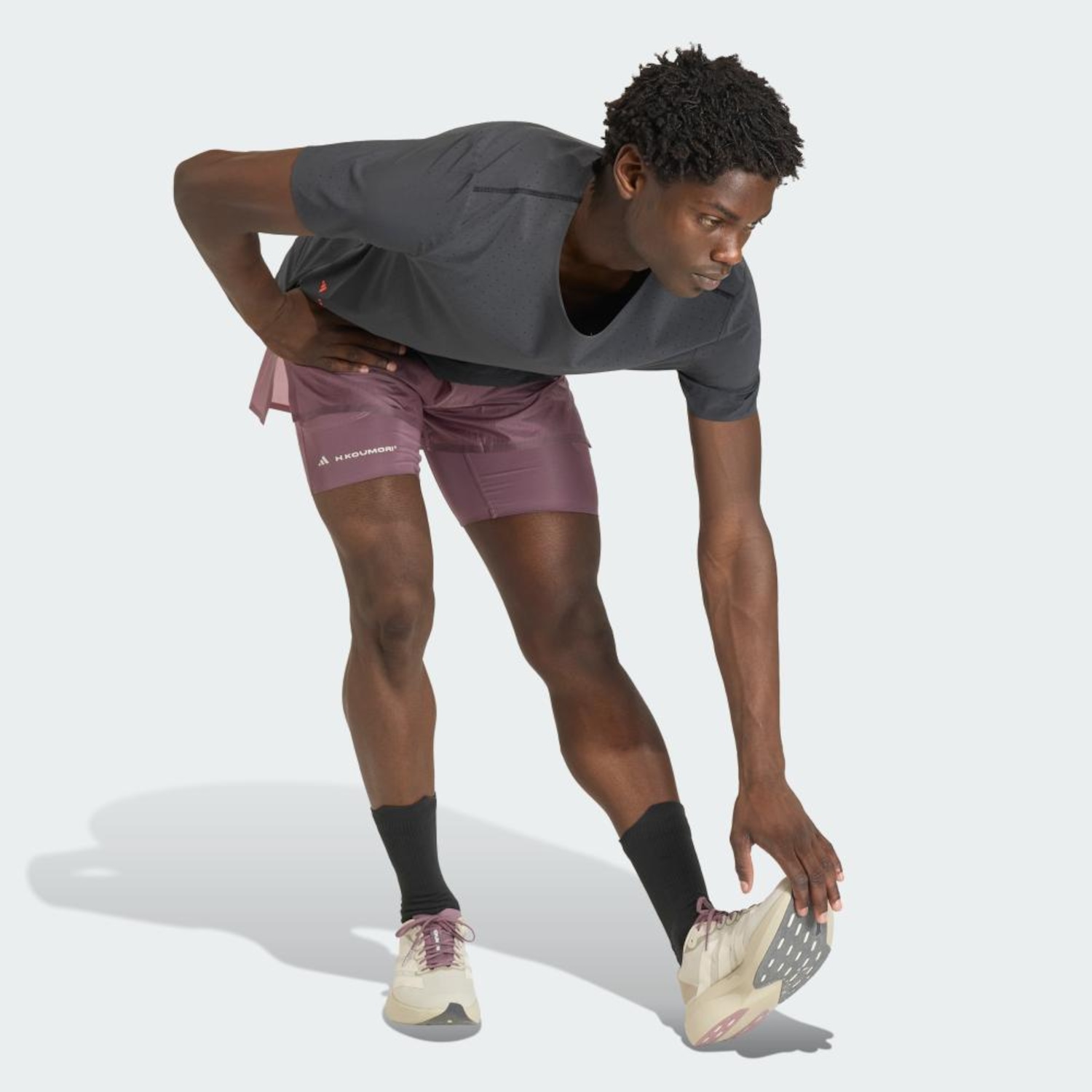 Shorts adidas Corrida 2 em 1 Adi365 H.Koumori - Masculino - Foto 4