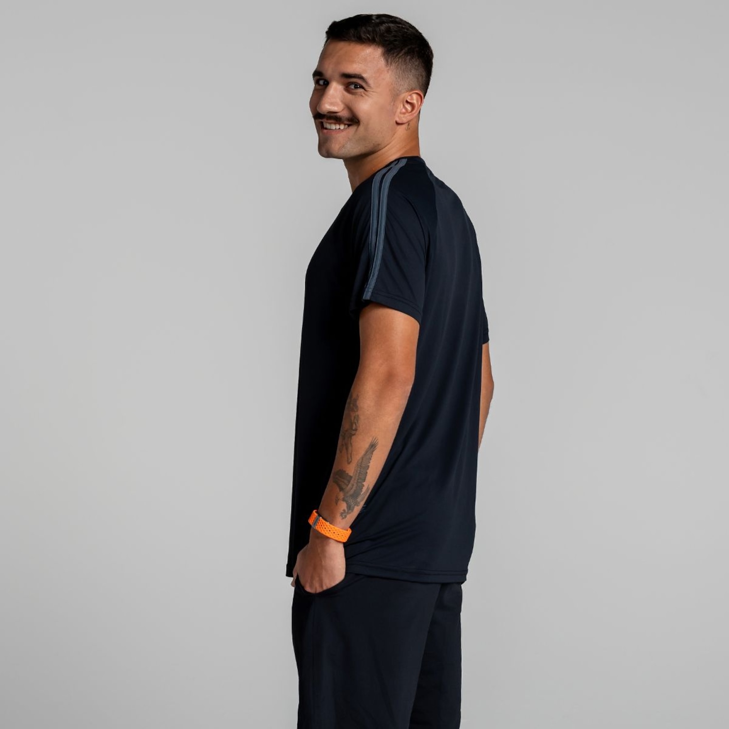 Camiseta Manga Curta Beach Sports Mormaii - Masculina - Foto 3
