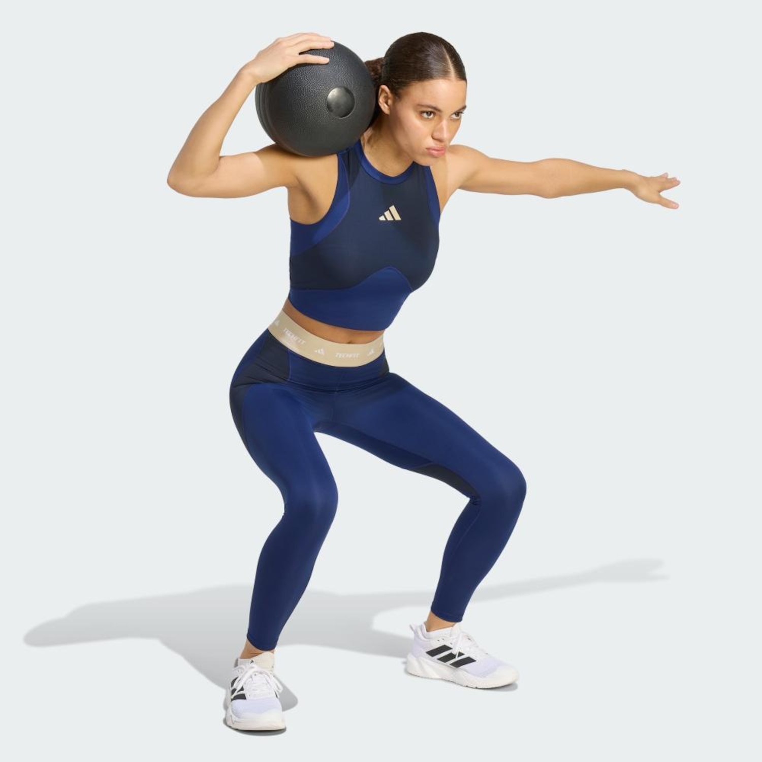 Regata TECHFIT Workout Color Block adidas Feminino - Foto 4