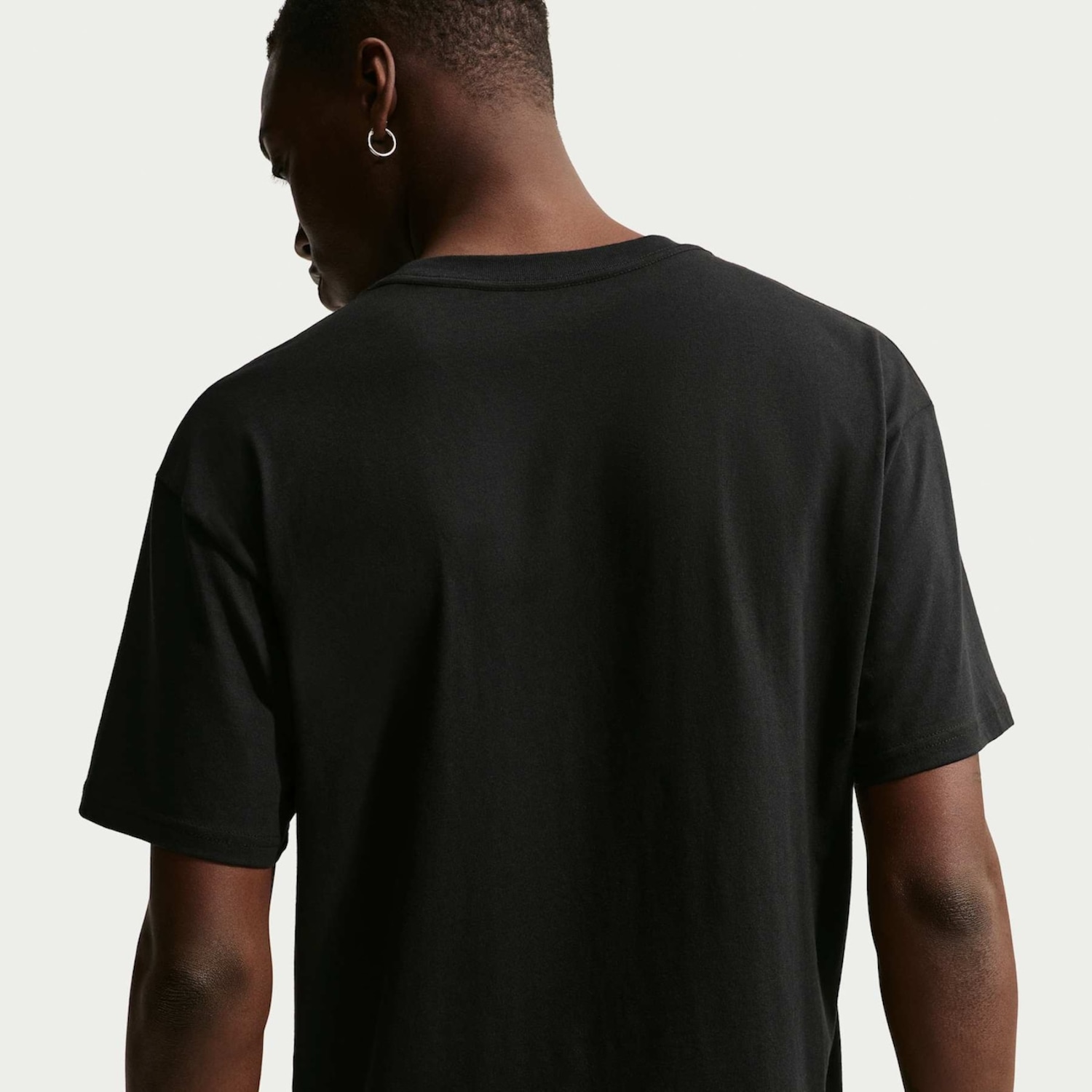 Camiseta Nike Sportswear Essentials Boxy Masculina - Foto 2