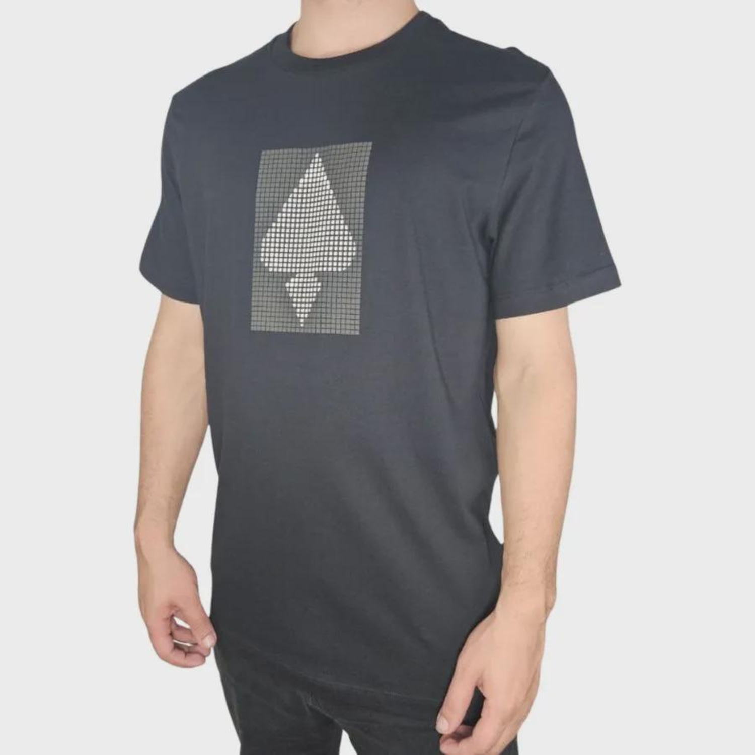 Camiseta MCD Regular Espada Relevo Atempo - Masculina - Foto 3
