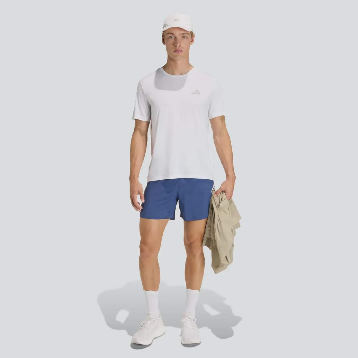 Camiseta Adidas Run Ess Tee Masculina - Foto 3