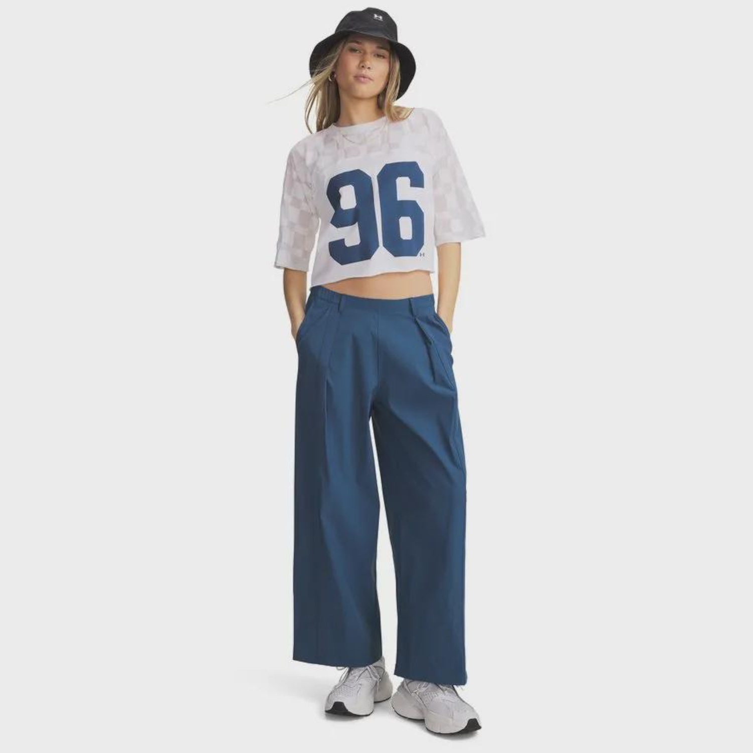 Calça Under Armour Sportstyle Unstoppable Pleated - Feminina - Foto 3