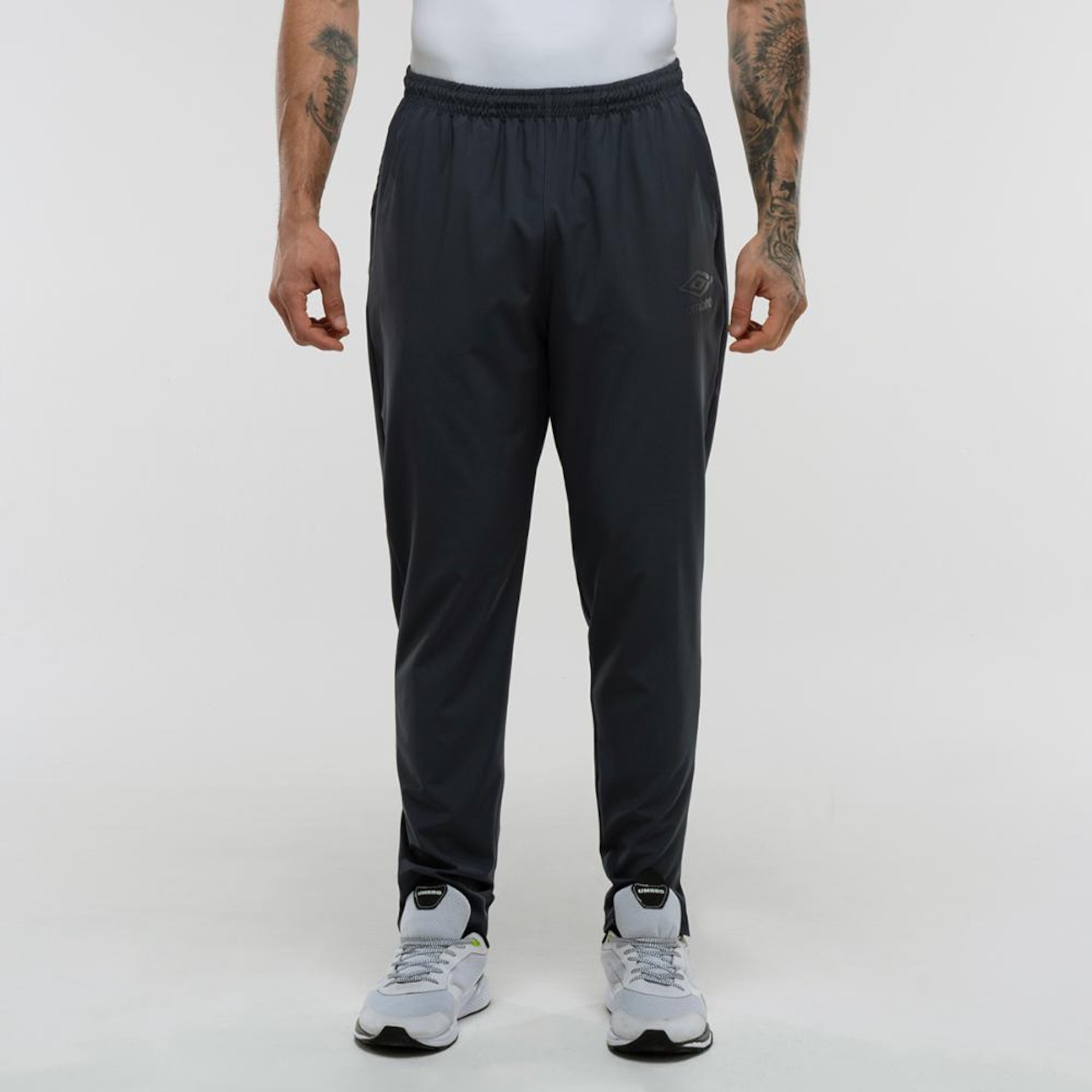 Calça Umbro Basic Form - Masculina - Foto 1