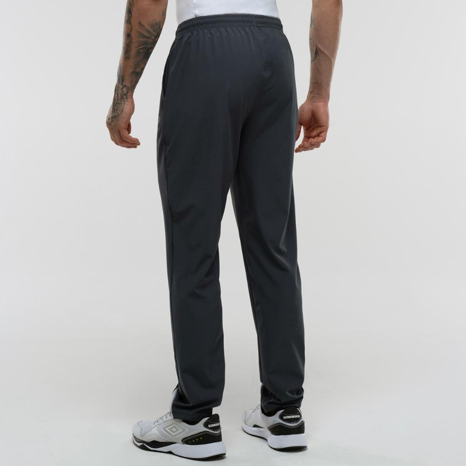 Calça Umbro Basic Form - Masculina - Foto 4