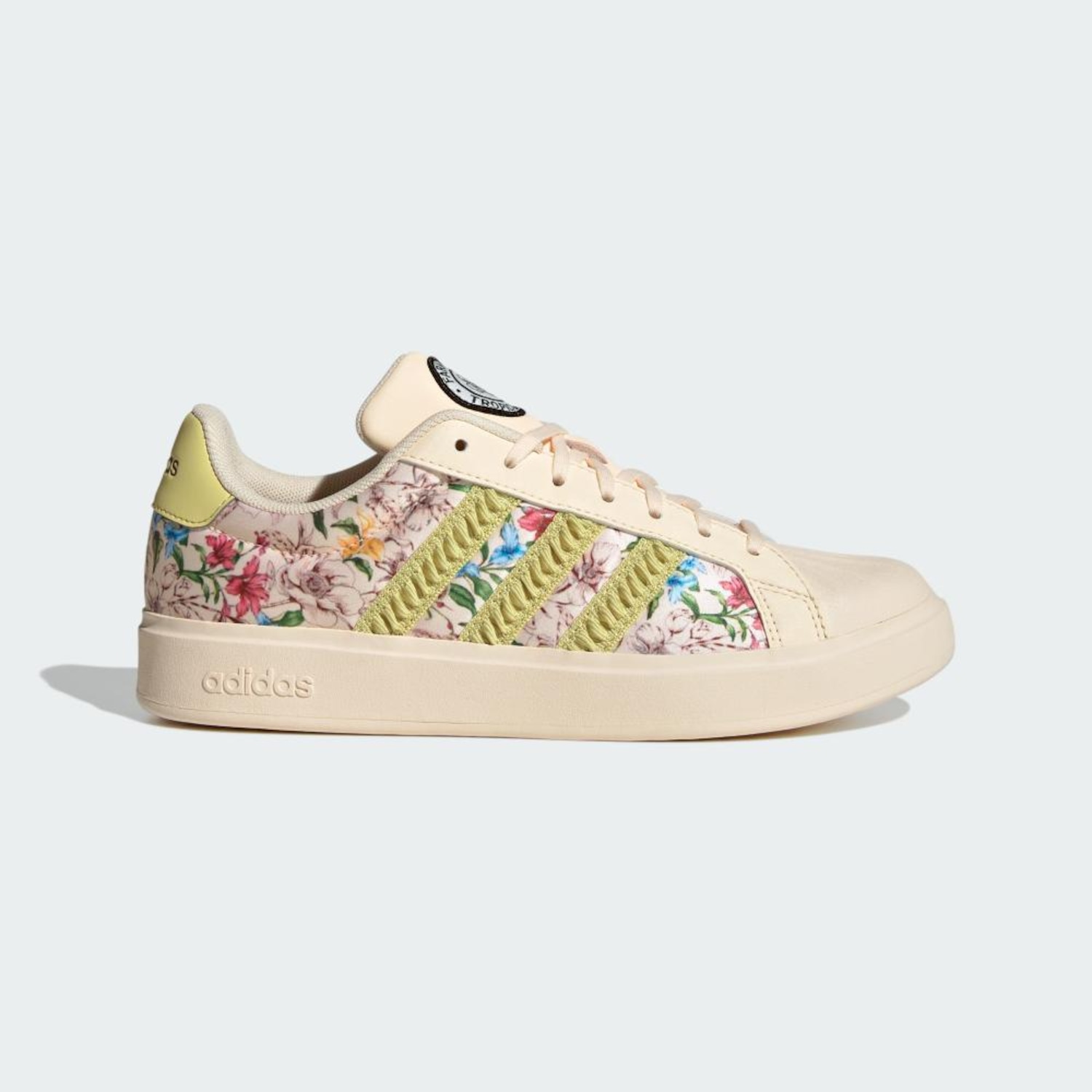 Tênis Feminino adidas X FARM Streettalk - Foto 2