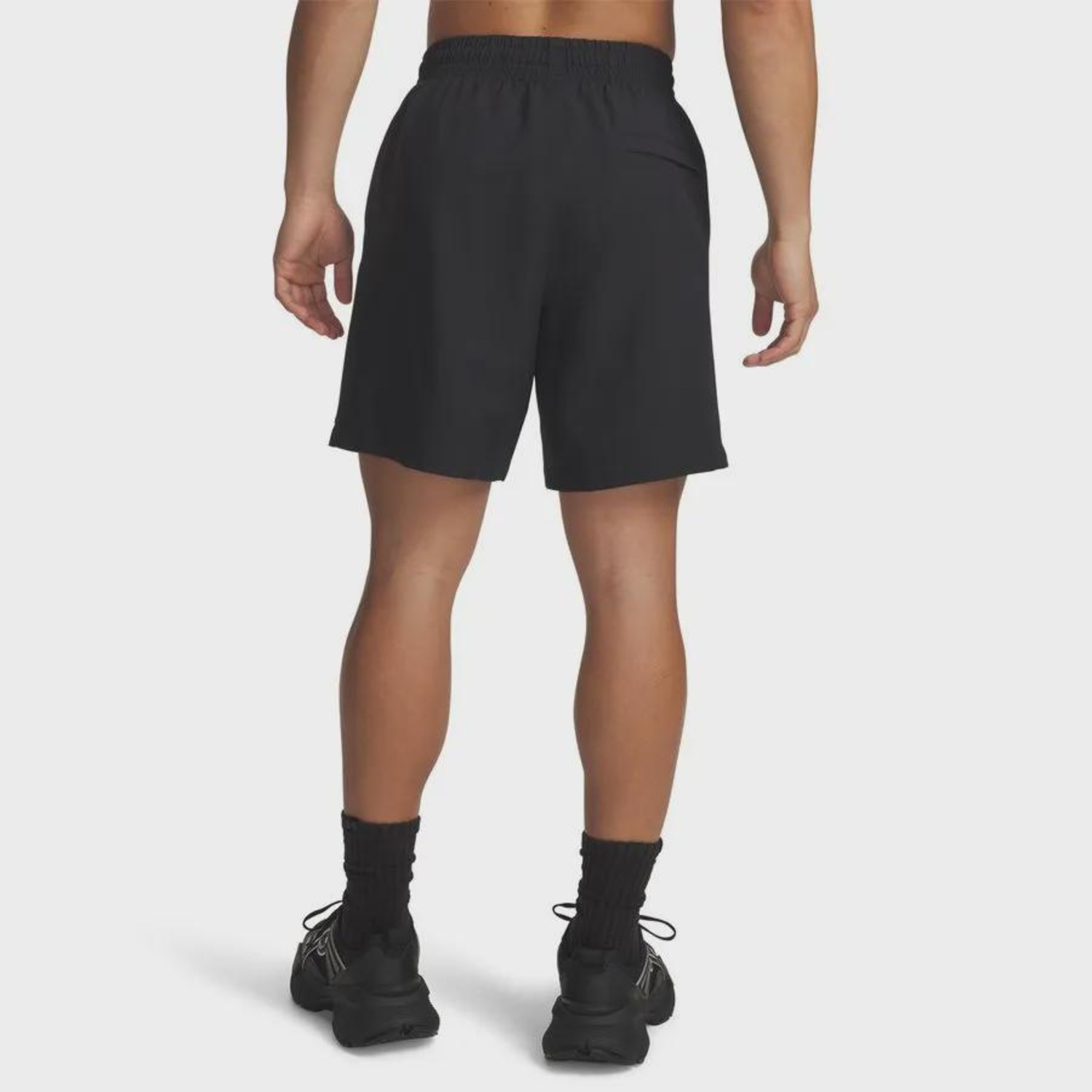 Shorts de Treino Under Armour Unstoppable Wove Masculino - Foto 2