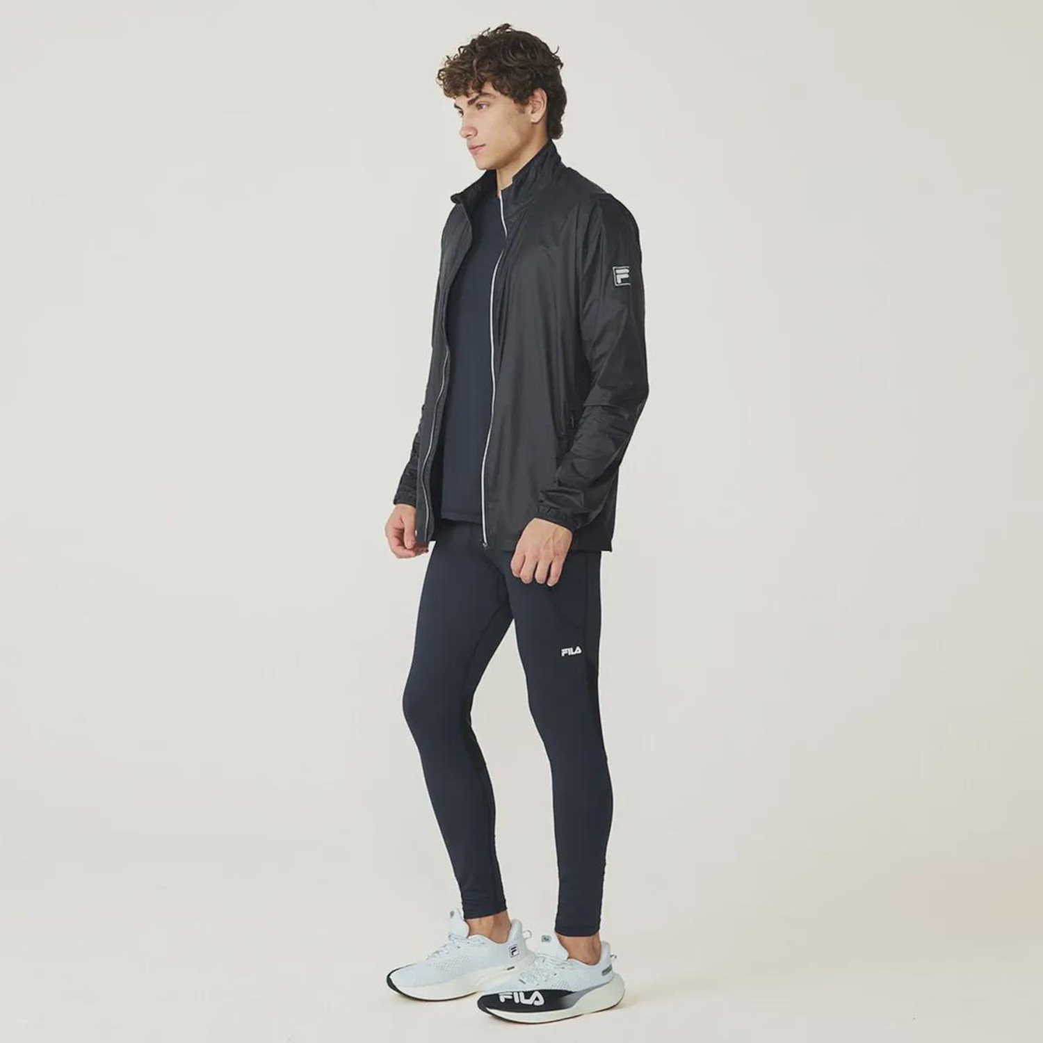 Jaqueta Fila Windbreak Core Run II Masculina - Foto 3