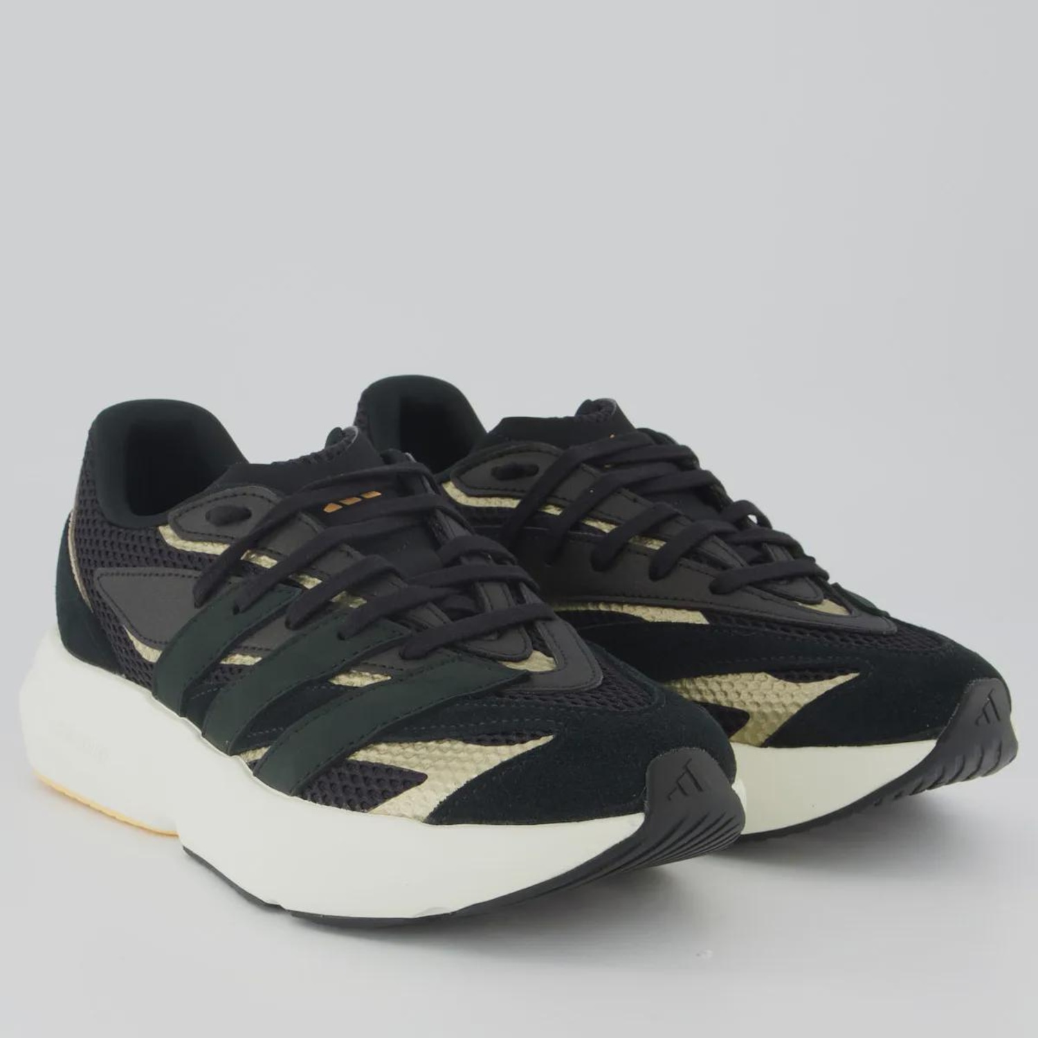Tênis adidas Lightblaze Feminino - Foto 2