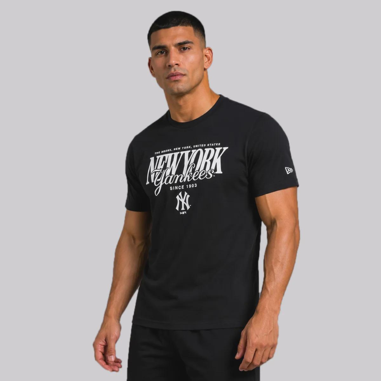 Camiseta New Era New York Yankees Script Graphic Masculina - Foto 2