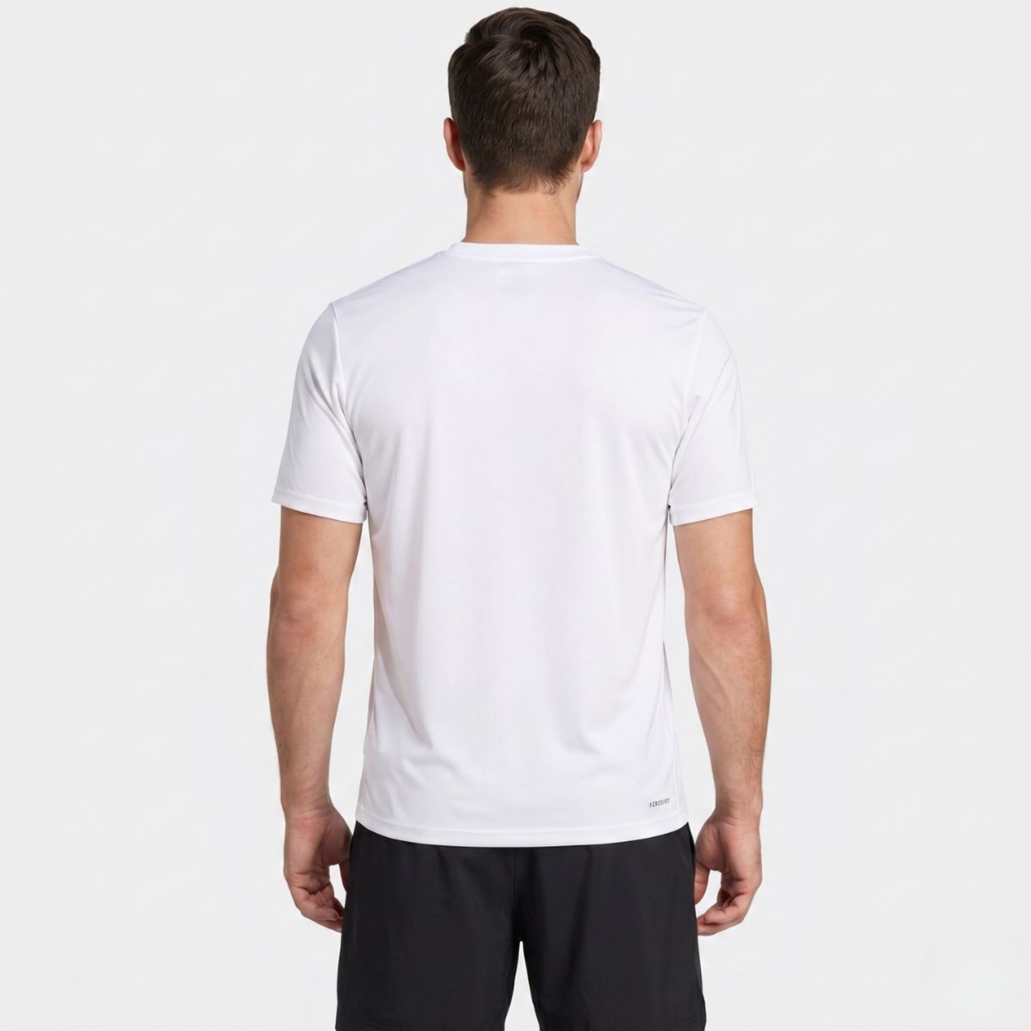 Camiseta adidas Workout Essentials Base - Masculina - Foto 4