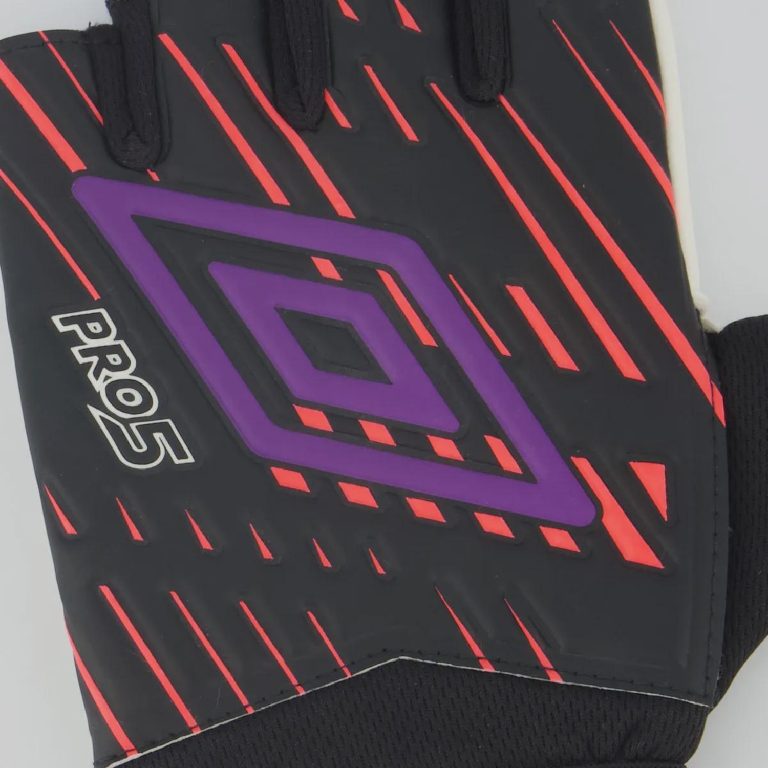 Luva de Goleiro Futsal Umbro Pro 5 - Foto 4