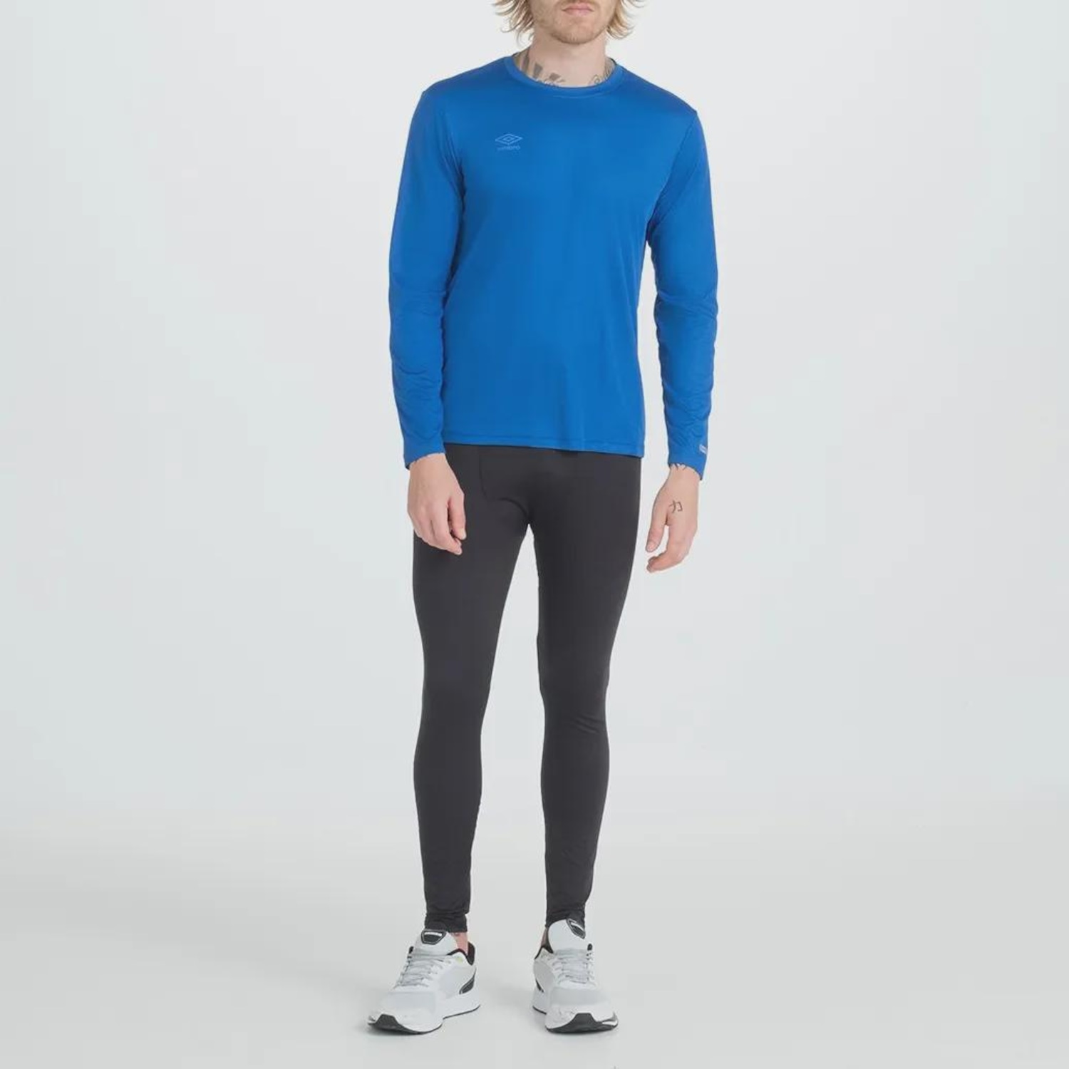 Camiseta Manga Longa Umbro Basic UV Masculina - Foto 4
