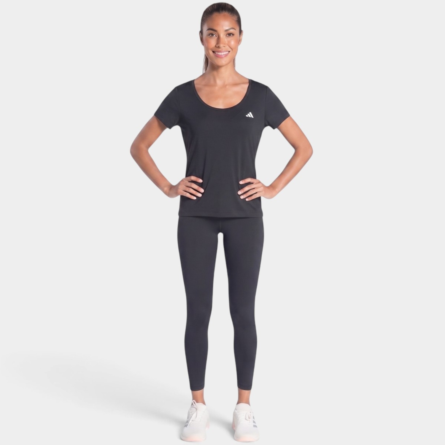 Camiseta adidas Curve Feminina - Foto 1