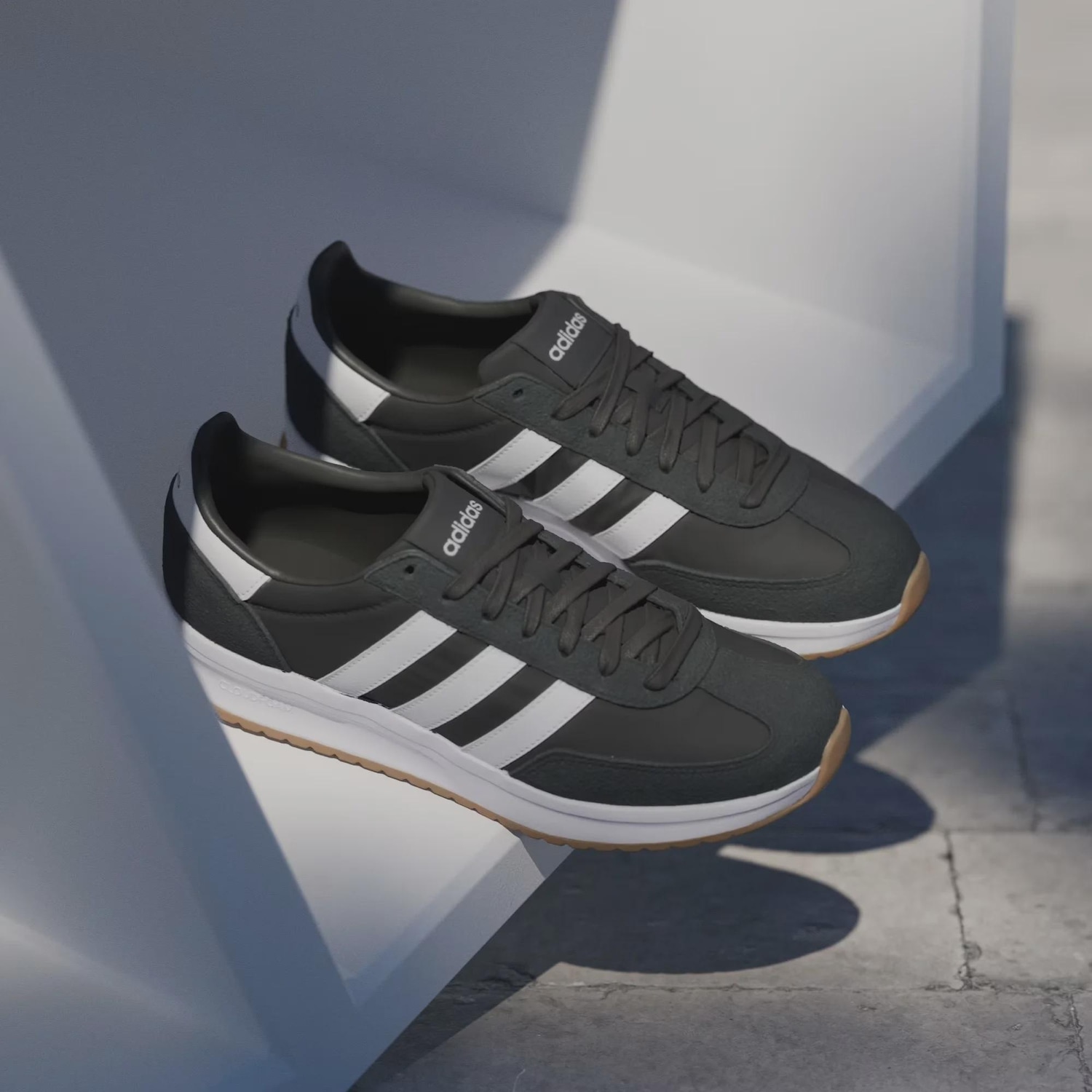 Tênis Masculino adidas Run 70s 2.0 - Foto 4