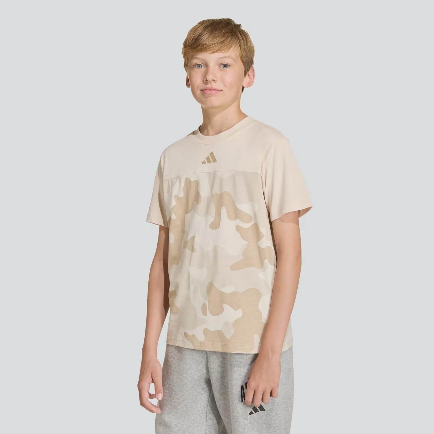 Camiseta adidas Camuflada Seasonal Essentials Infantil - Foto 1