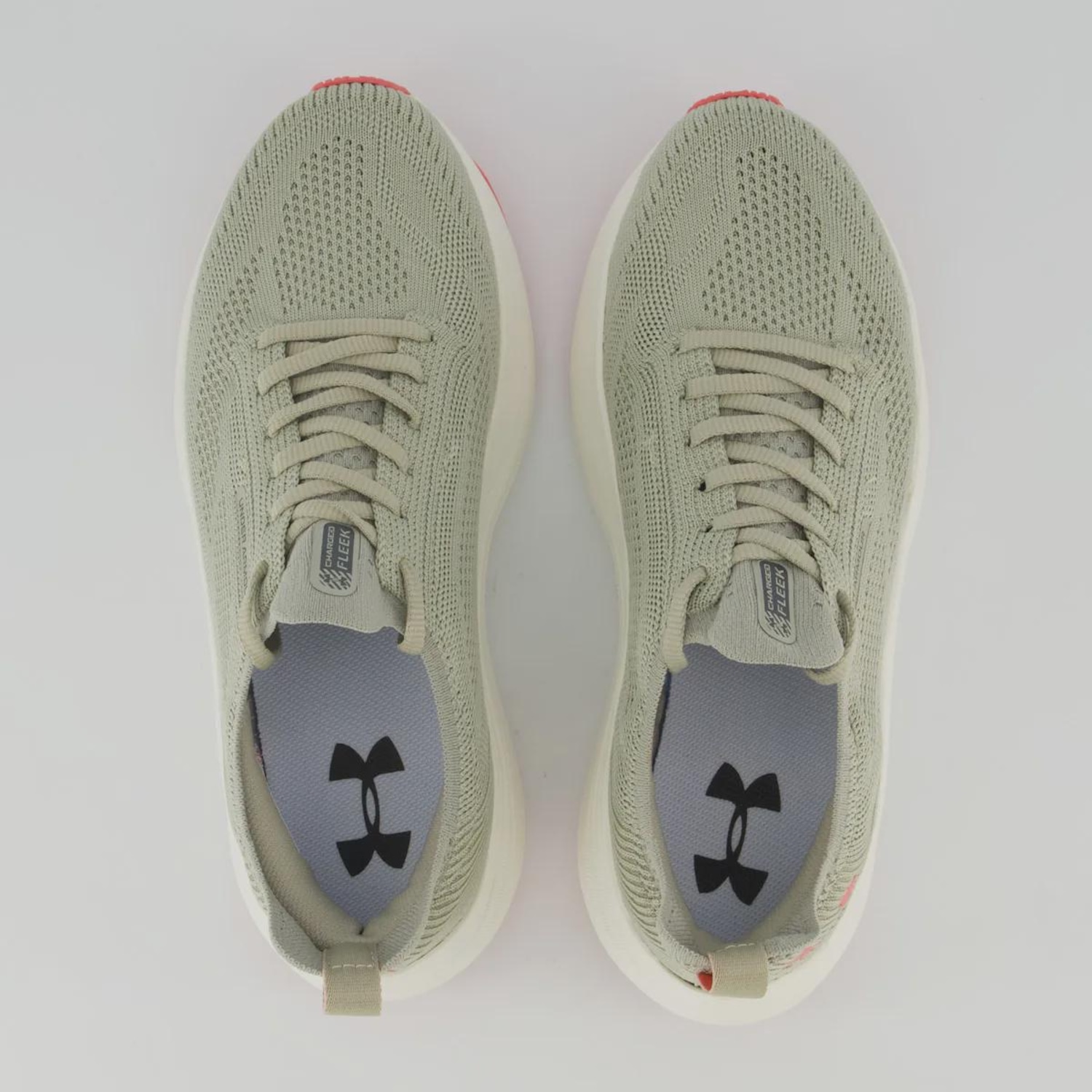 Tênis Feminino Under Armour Charged Fleek - Foto 4
