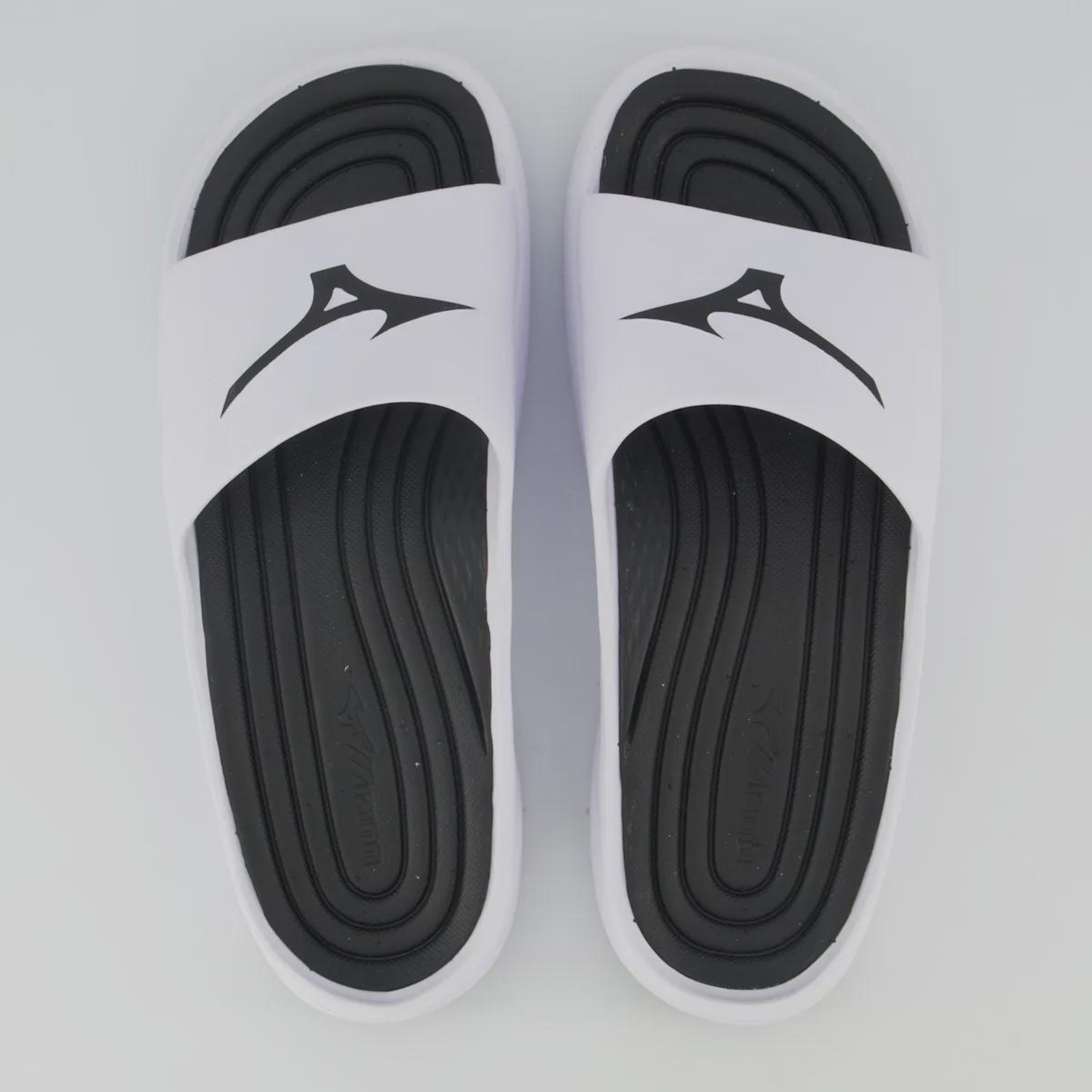 Chinelo Mizuno Neo Slide Masculino - Foto 1