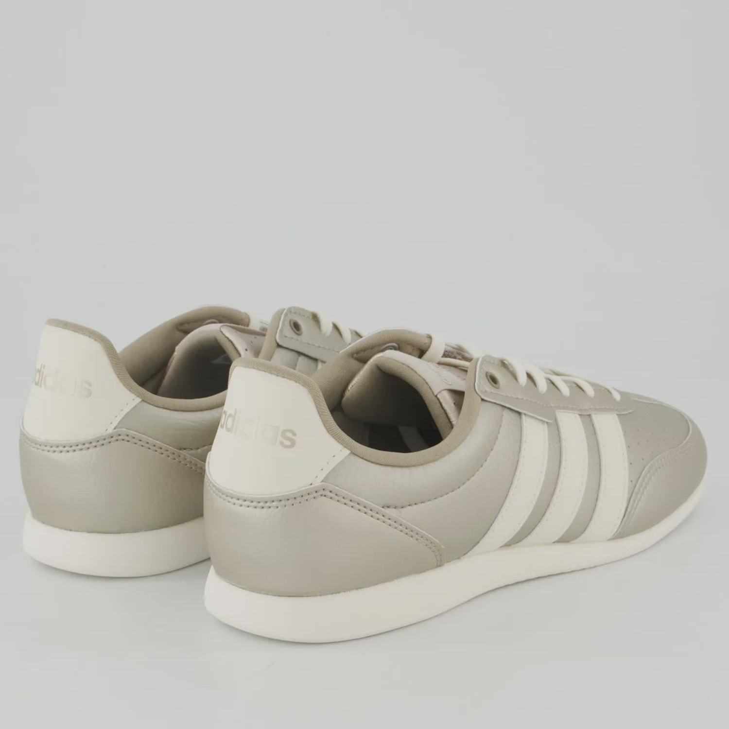 Tênis Feminino adidas Barreda Lo - Foto 3