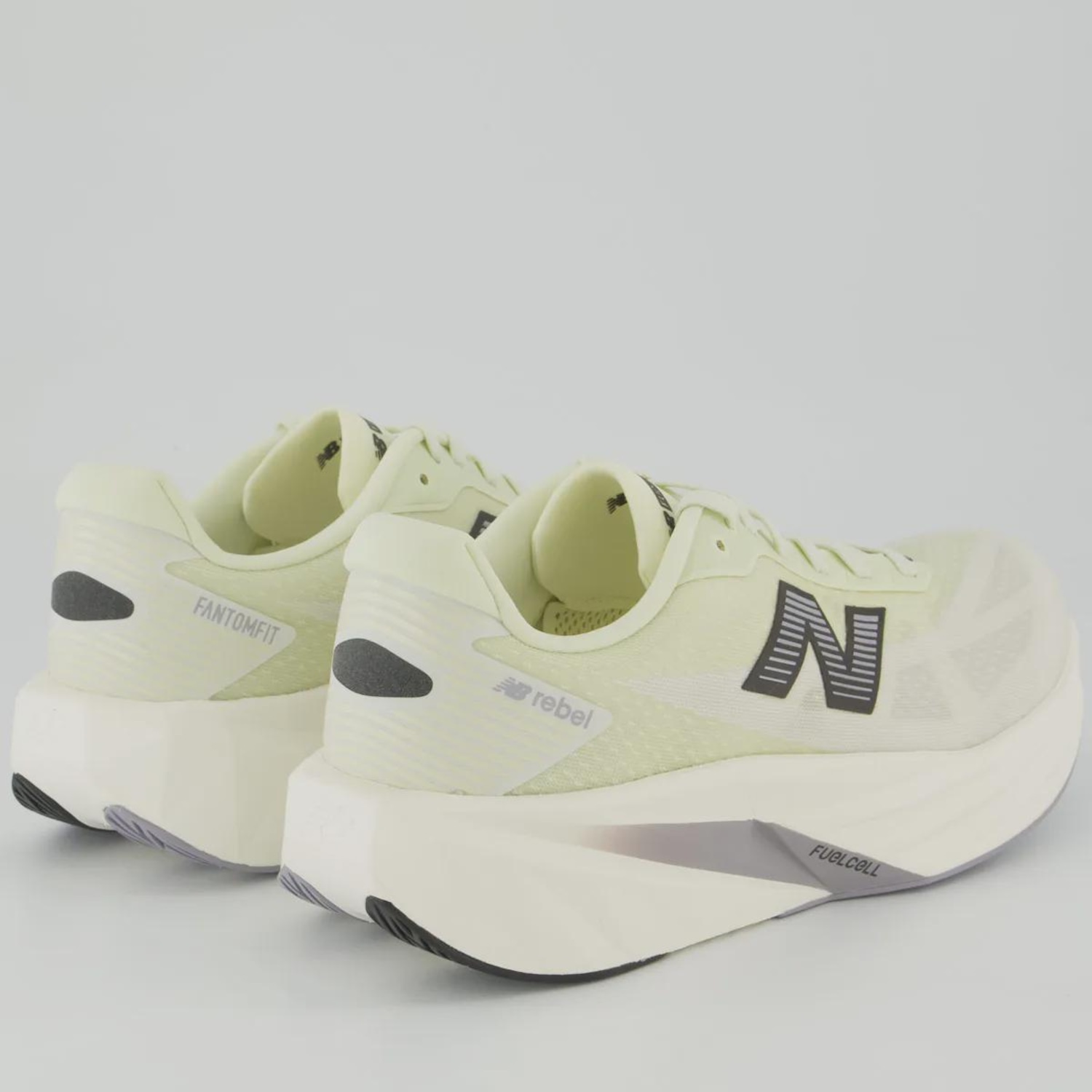 Tênis Masculino New Balance Fuelcell Rebel V5 - Foto 3