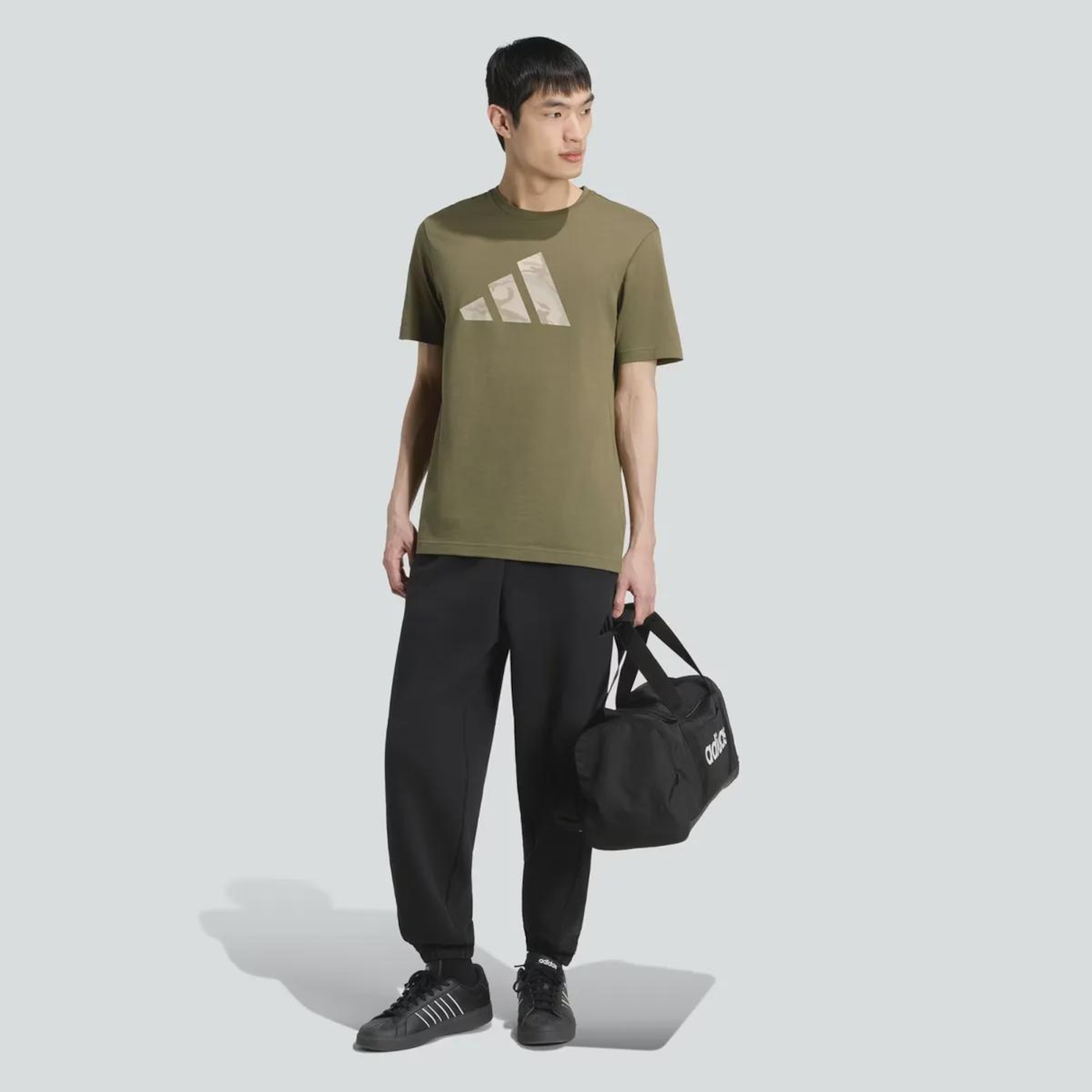 Camiseta adidas Camo Logo Masculina - Foto 3