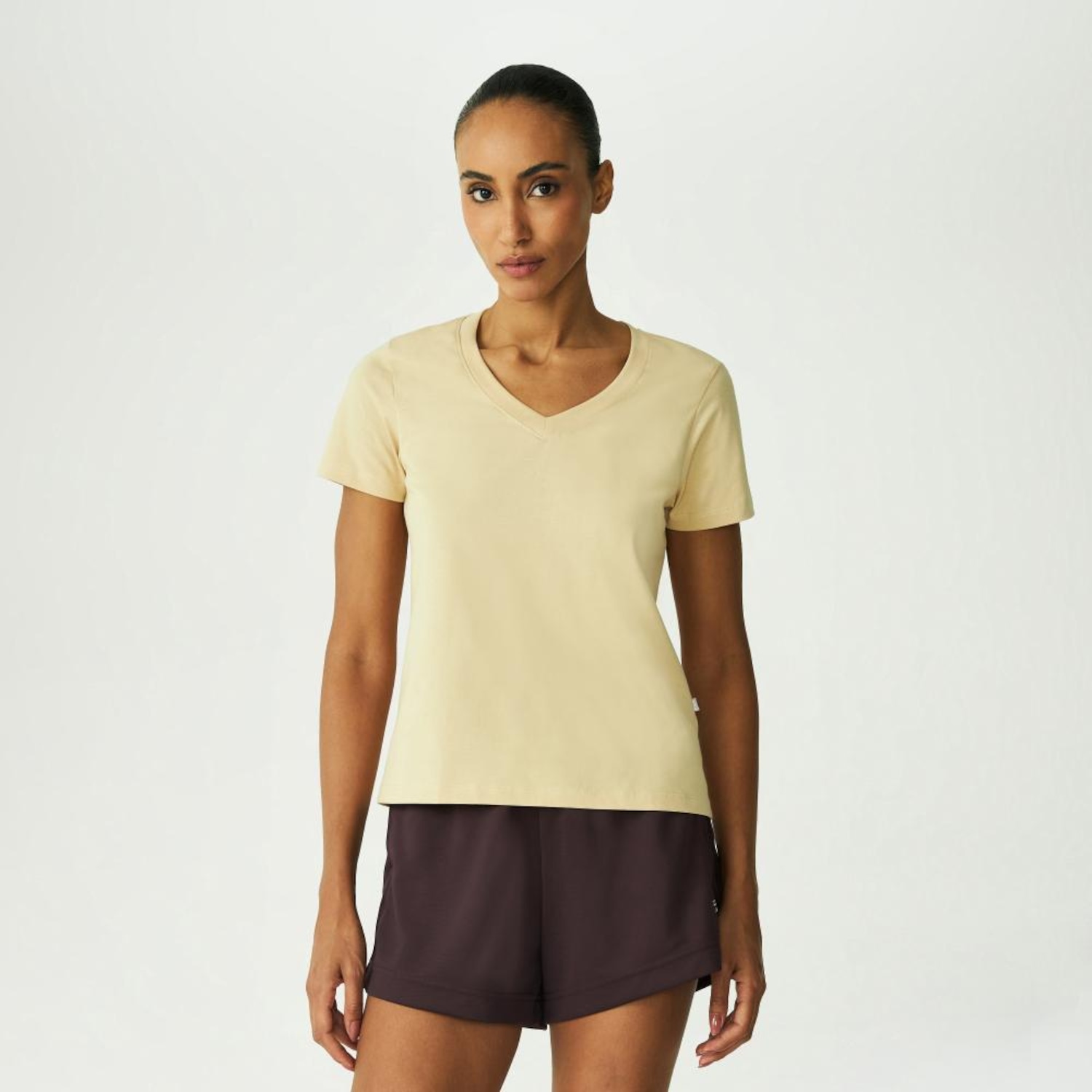 Camiseta Fila Regular V Basic Classic Feminina - Foto 1