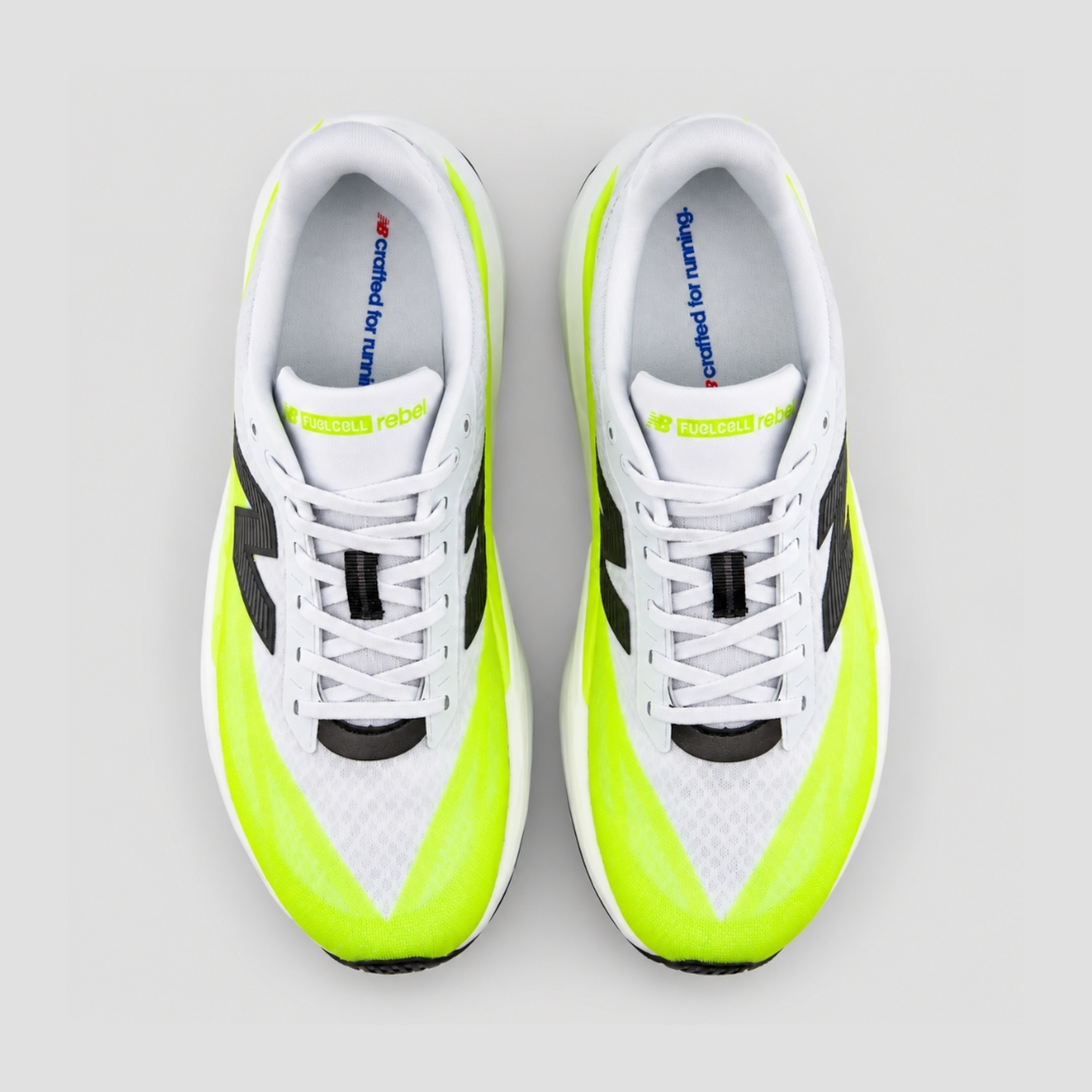 Tênis Masculino New Balance Fuelcell Rebel V5 - Foto 4