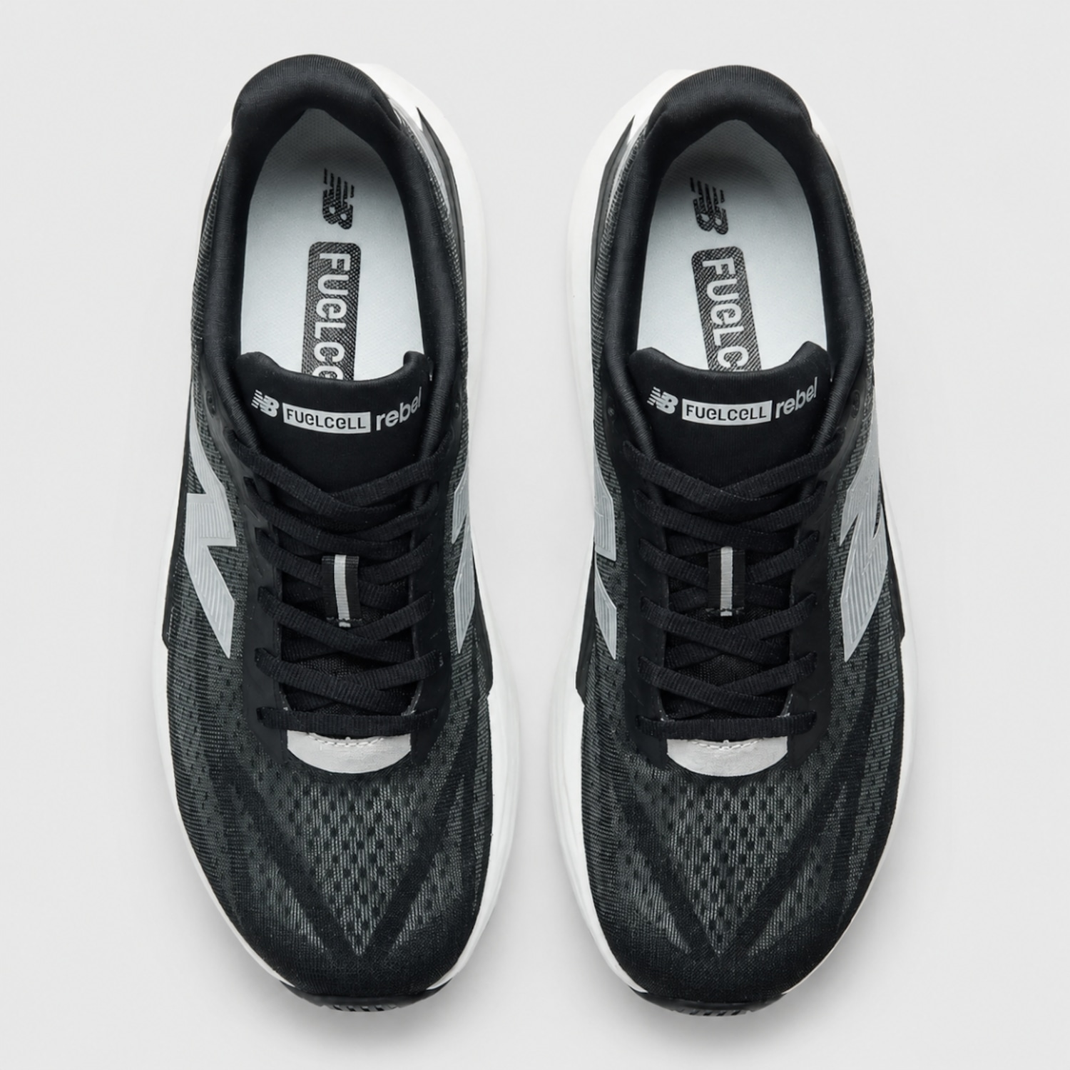 Tênis Masculino New Balance Fuelcell Rebel V5 - Foto 3