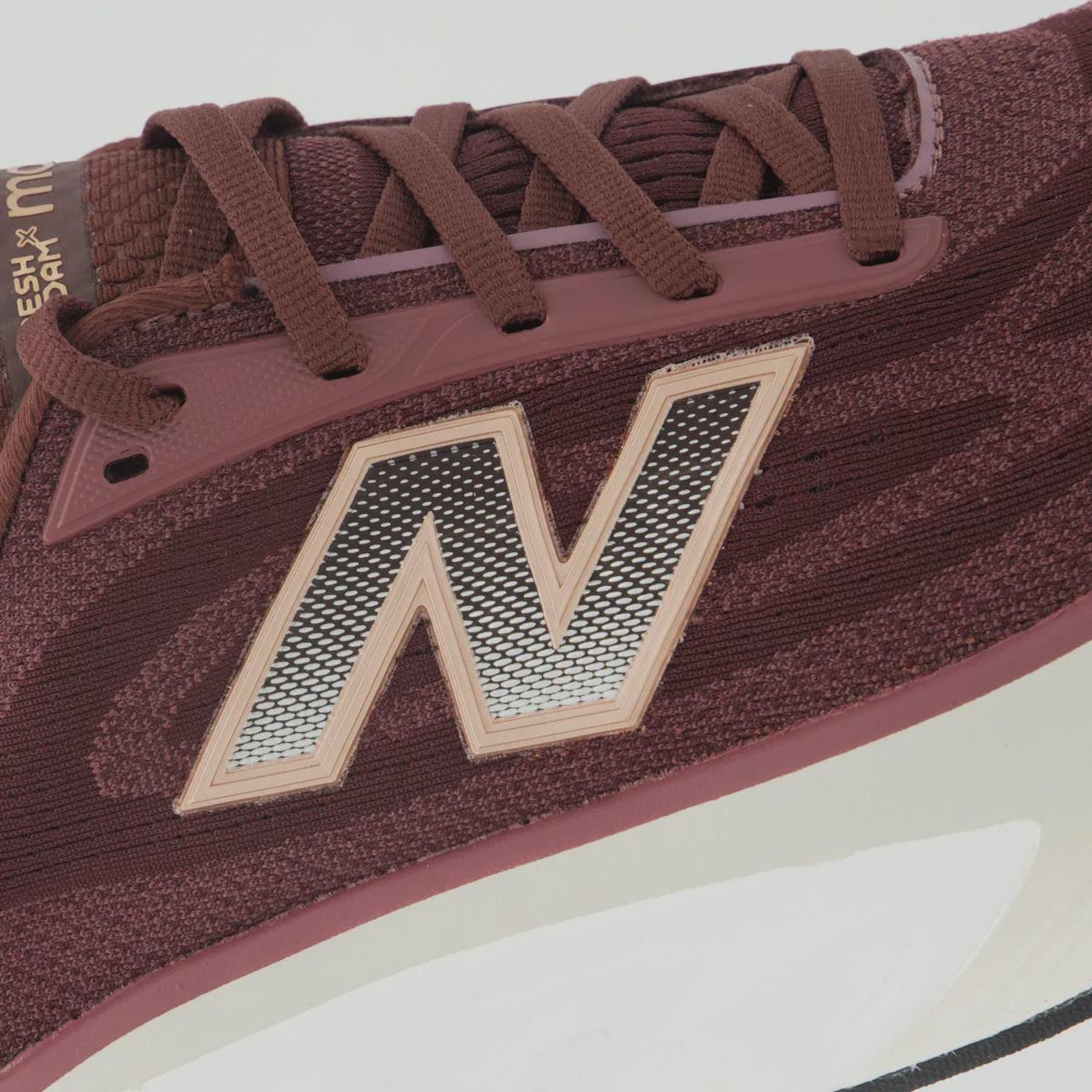 Tênis Feminino New Balance Fresh Foam X More V6 - Foto 4
