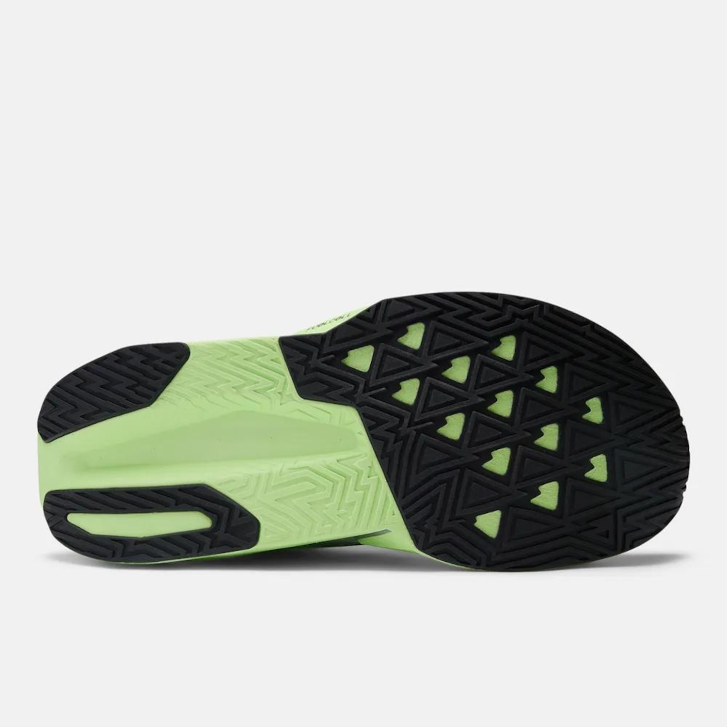 Tênis Masculino New Balance Fuelcell Rebel V5 - Foto 4