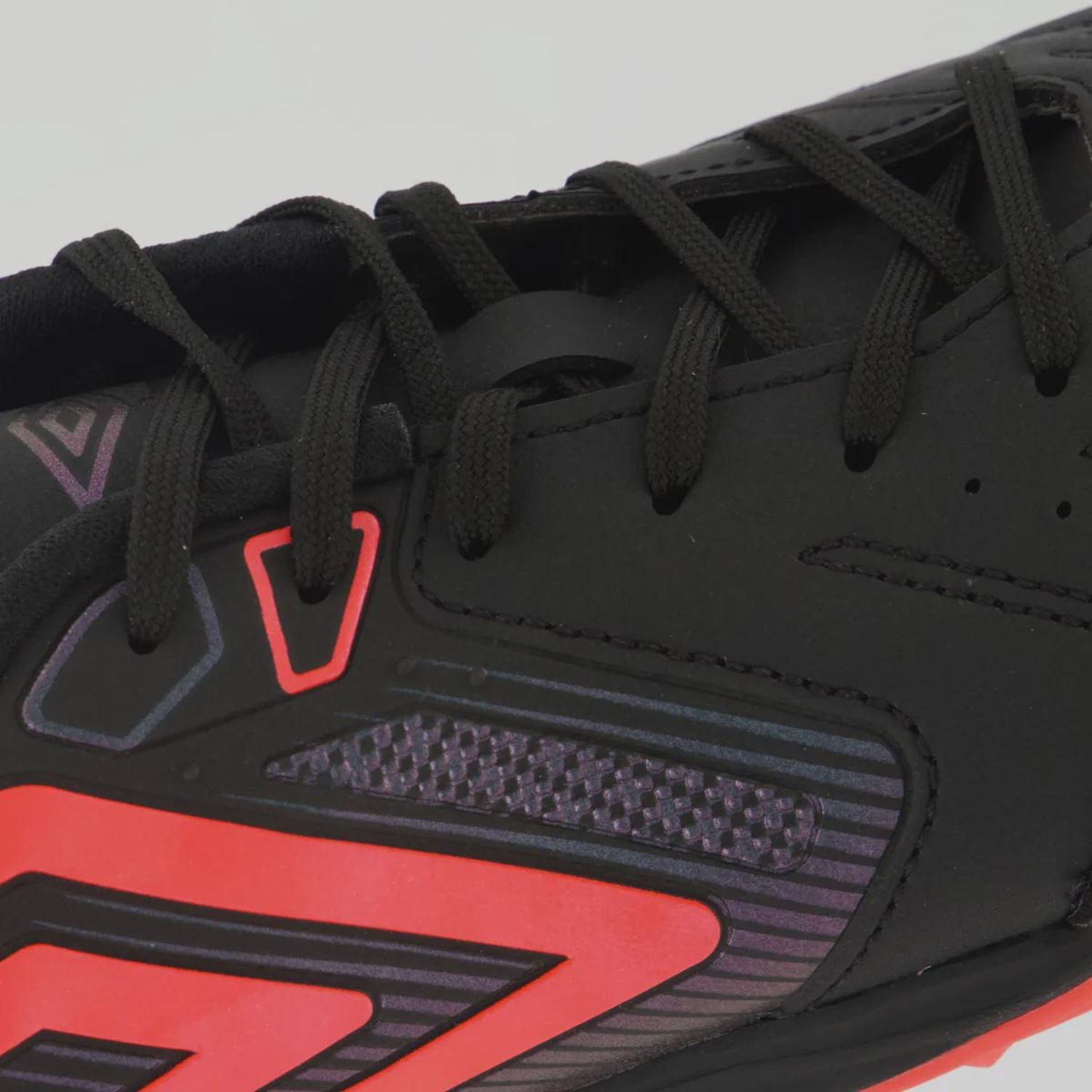 Chuteira Society Adulto Umbro Pro 5 Bump Club II - Foto 4