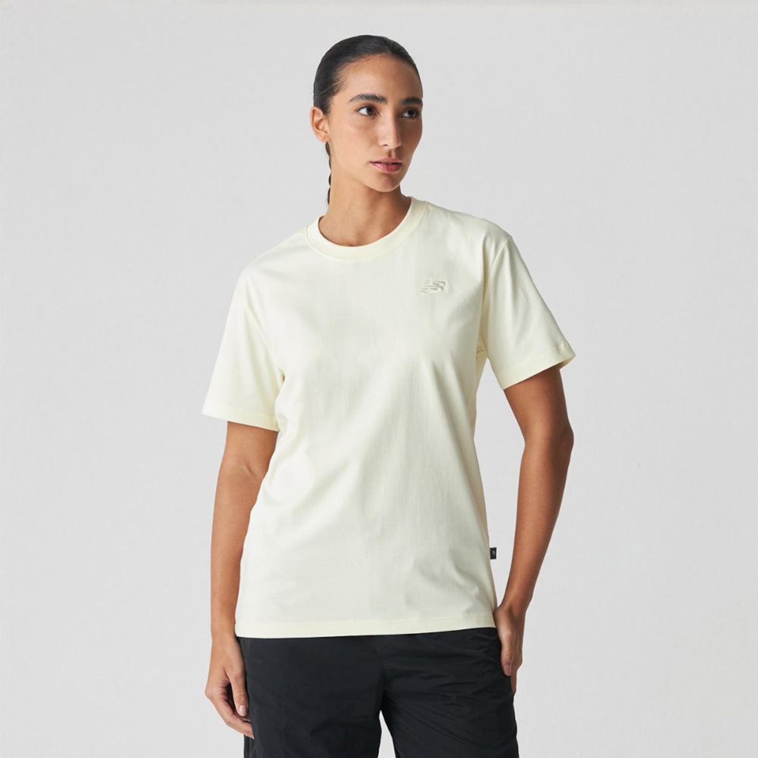 Camiseta Small Logo New Balance Feminina - Foto 1