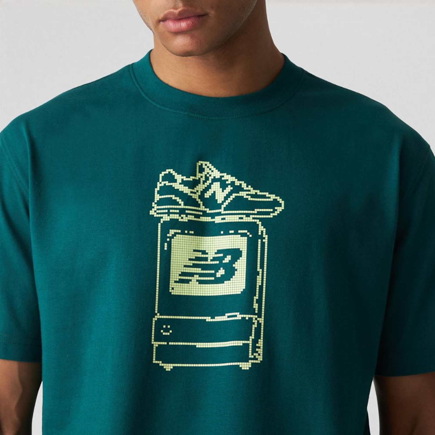 Camiseta Digitally Remastered Tv New Balance Masculina - Foto 2