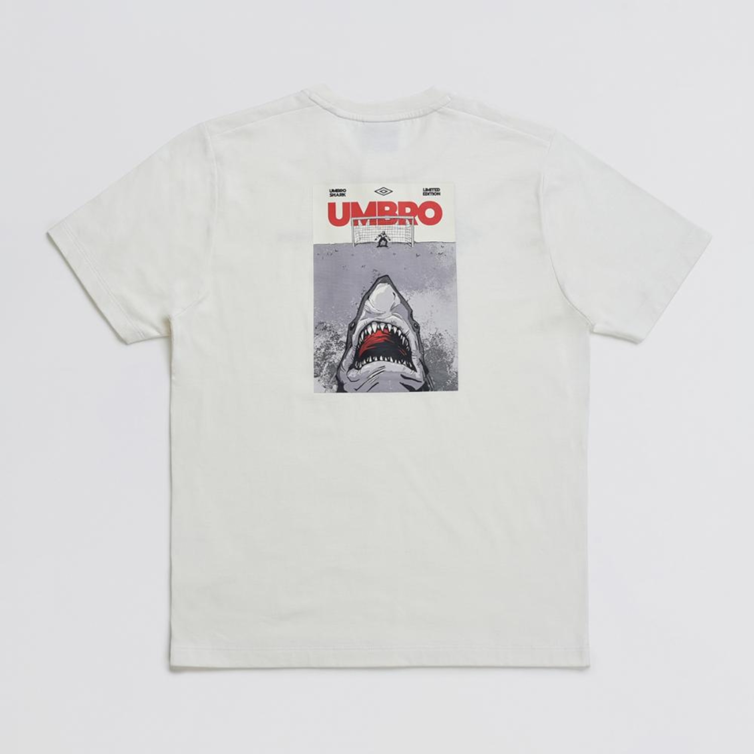 Camiseta Umbro Shark Pack I - Masculina - Foto 2