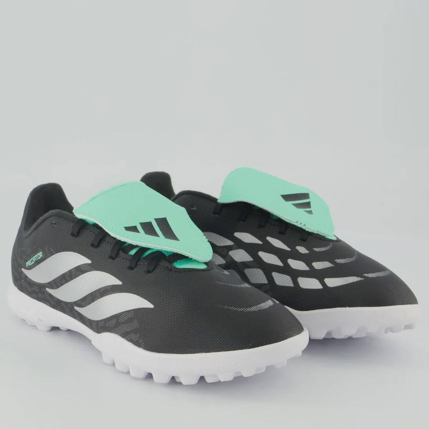 Chuteira adidas Infantil Predator Club FT Society J - Foto 2