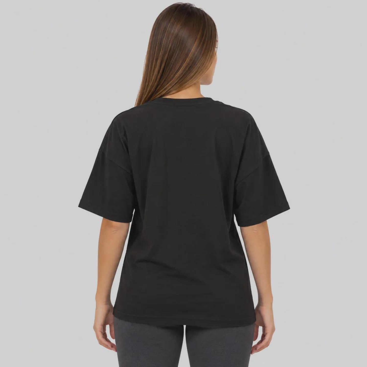 Camiseta Puma Oversized Wardrobe Ess Feminina - Foto 4