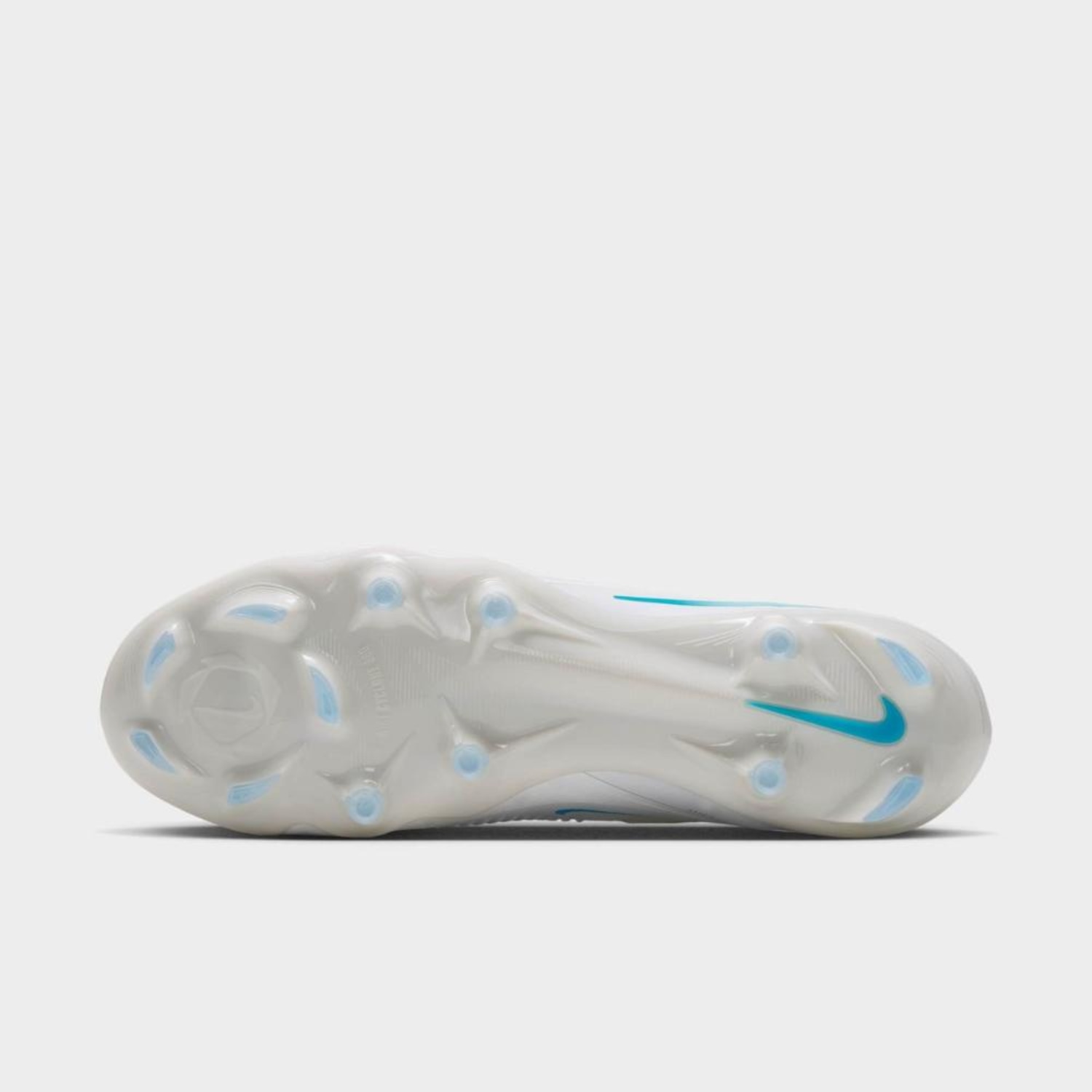 Chuteira de Campo Adulto Nike Phantom 6 Pro Low - Foto 3