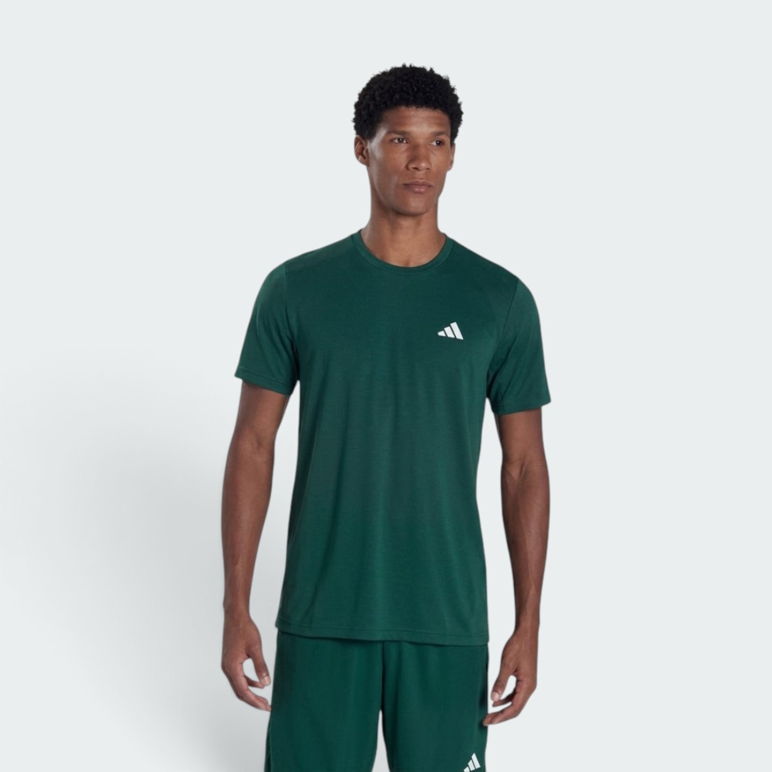 Camiseta adidas Treino Básica Poliéster Masculina - Foto 1