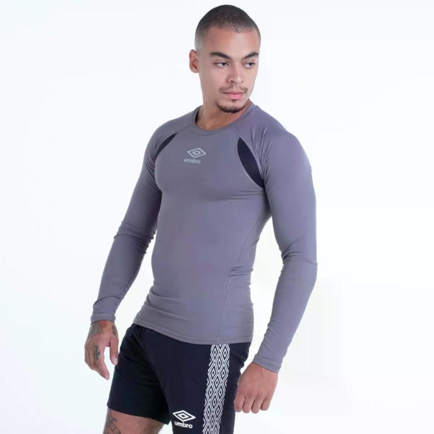 Camisa Térmica Manga Longa Umbro Diamond Elite Masculina - Foto 1