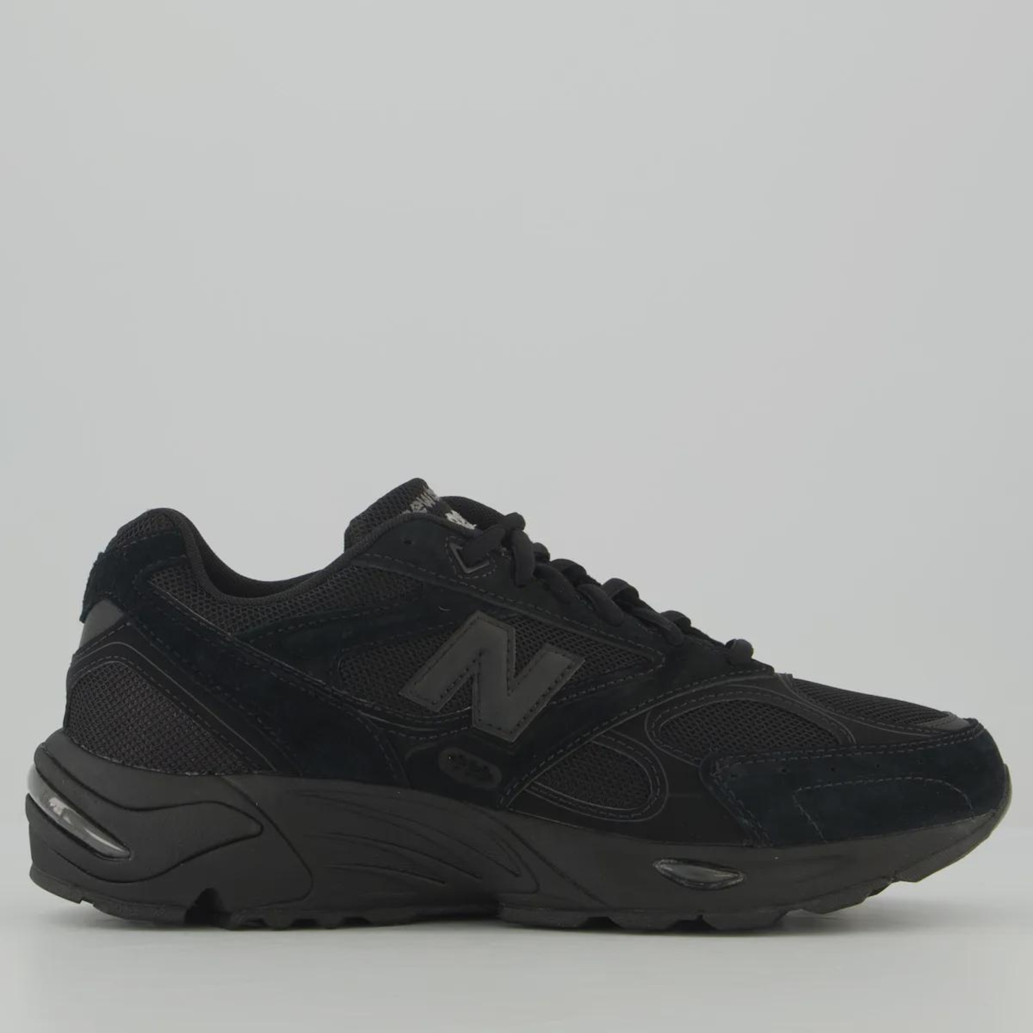Tênis Unissex New Balance 880R - Foto 1