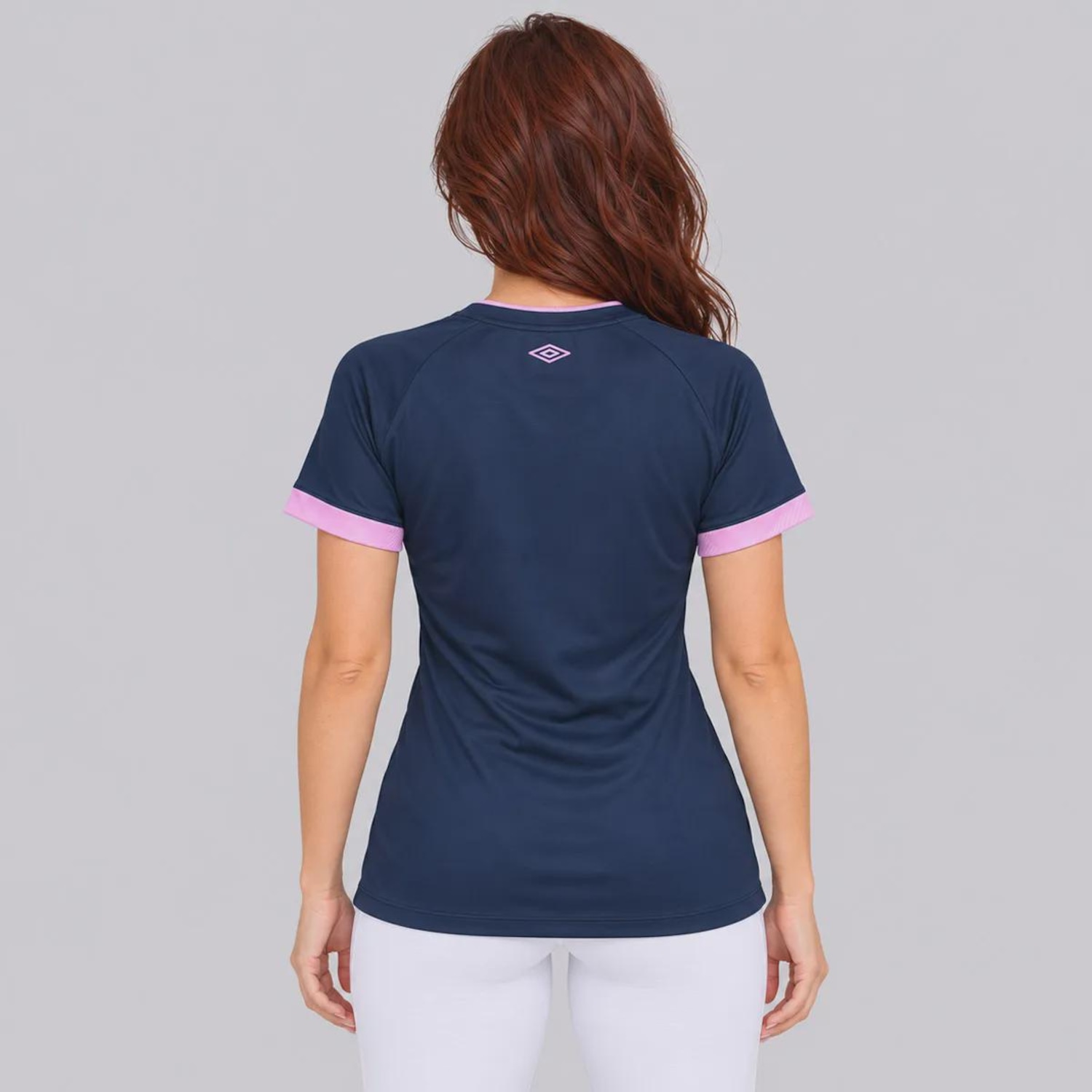 Camisa do Athletico Paranaense Outubro Rosa 26/27 Umbro Torcedor Feminina - Foto 4