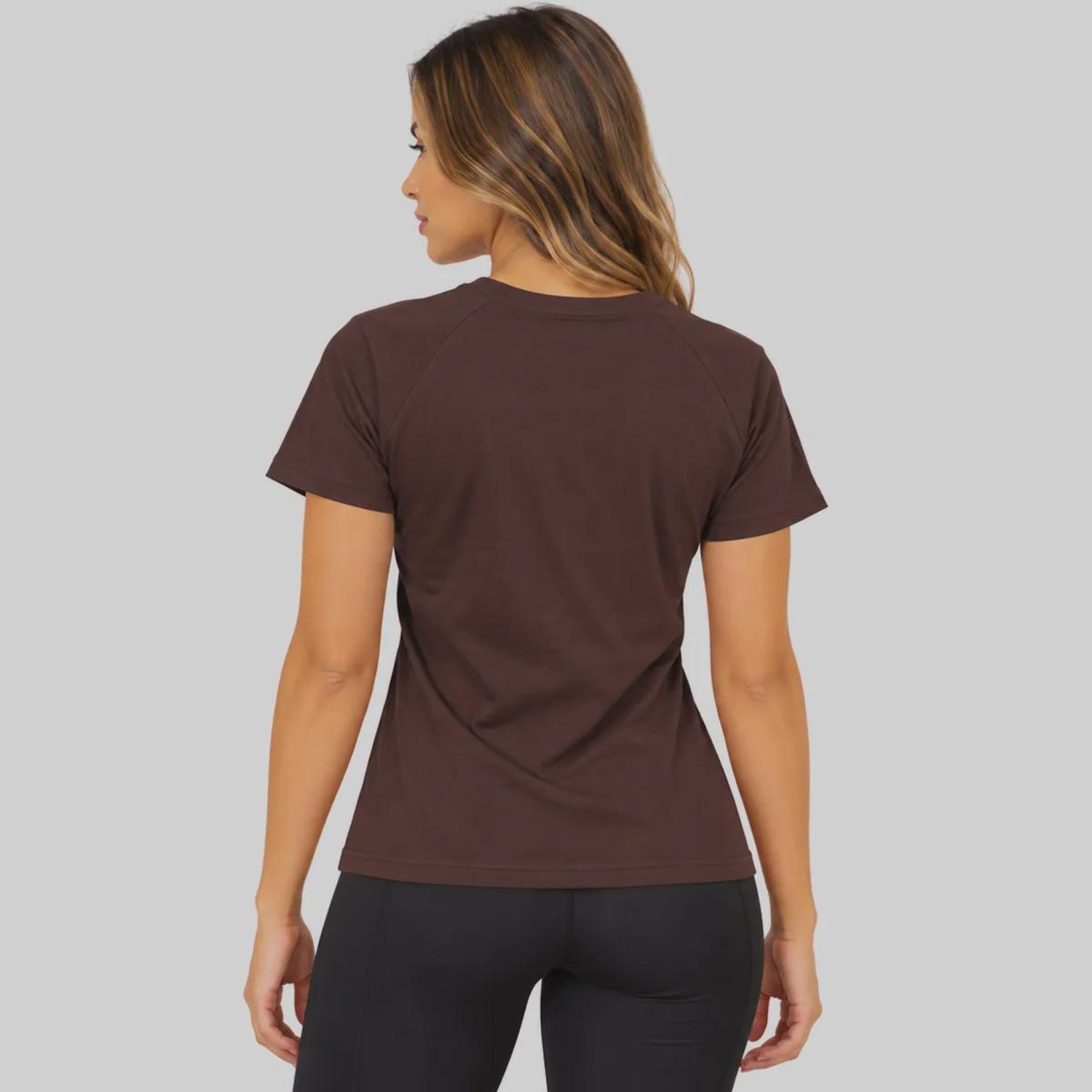 Camiseta Puma Ess Sequins Tee Feminina - Foto 4