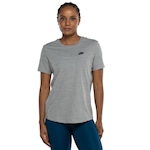 Camiseta Feminina Nike Manga Curta Sportswear Club CINZA