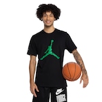 Camiseta Jordan Masculina Nike Essential Ss Crew 3 PRETO/VERDE