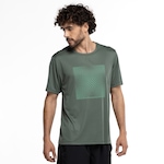 Camiseta Masculina Oxer Estampada VERDE ESC/VERDE CLA