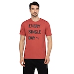 Camiseta Masculina Puma Training Slogan Tee VINHO