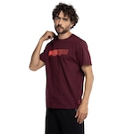 Camiseta Masculina Oxer Manga Curta Estampada VINHO